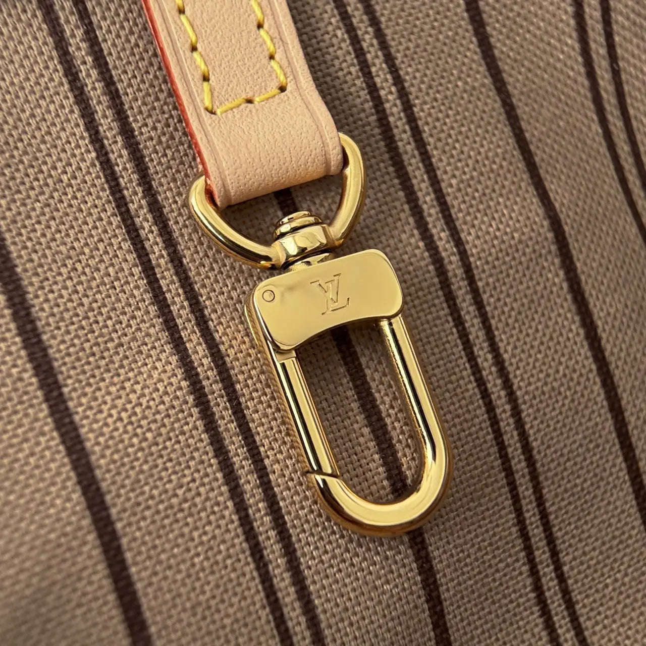 Louis Vuitton Never Full MM Brown Interior SECOND SOURCE