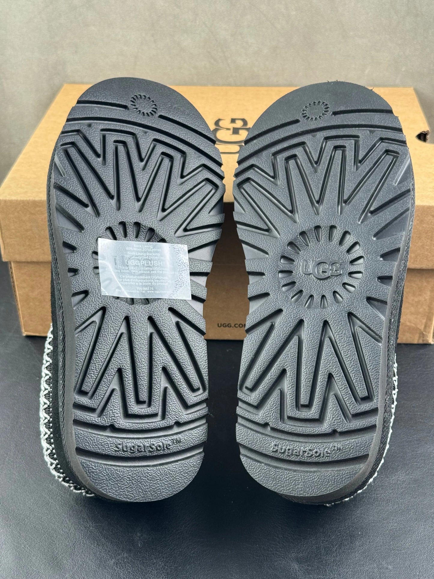 UGG Tasman Slippers Black - SECOND SOURCE