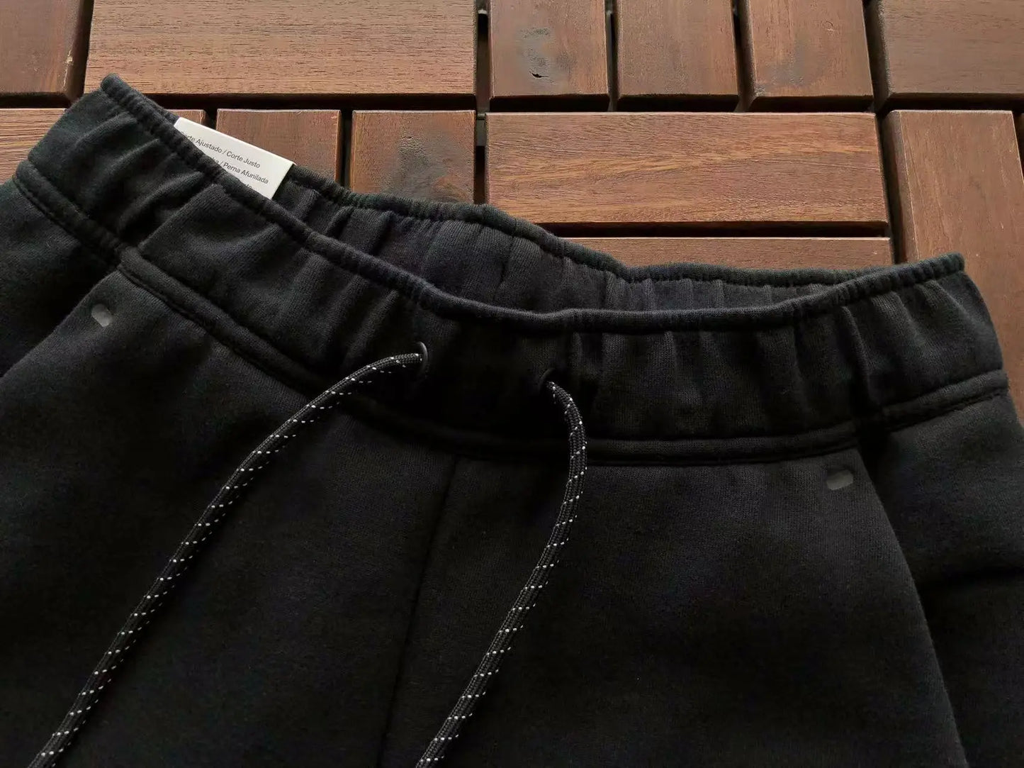 Nike Tech Fleece Black 2025 - SECOND SOURCE