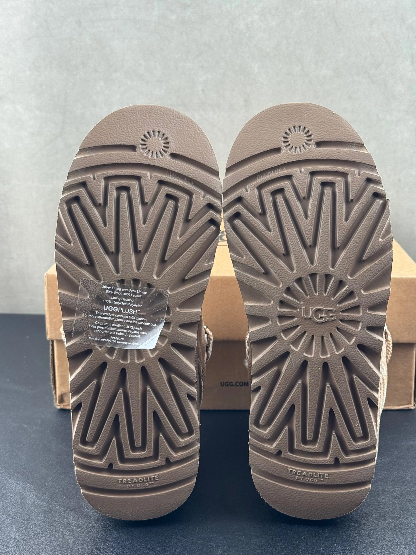 UGG Lowmel Sneakers Beige - SECOND SOURCE