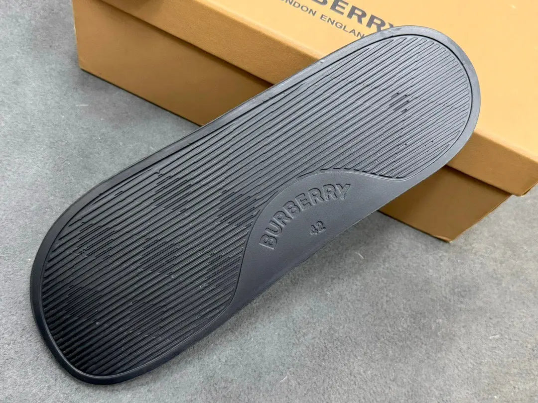 Burberry Slides SECOND SOURCE