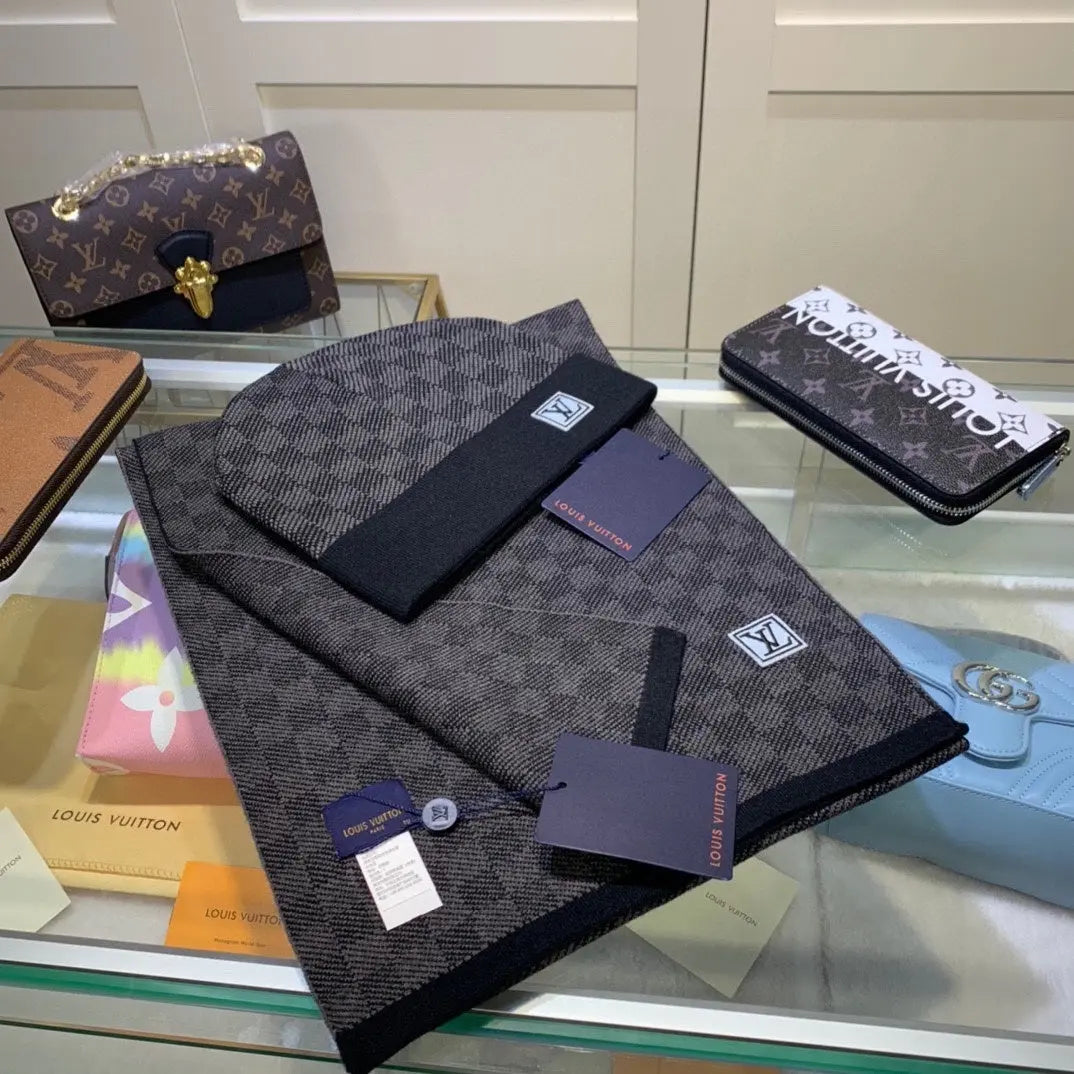 Louis Vuitton Scarf Set 3 - SECOND SOURCE