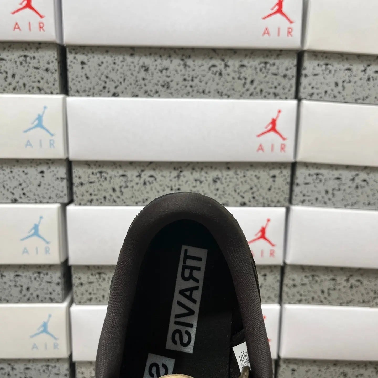Travis Scott x Air Jordan AJ1 Low OG SP - SECOND SOURCE