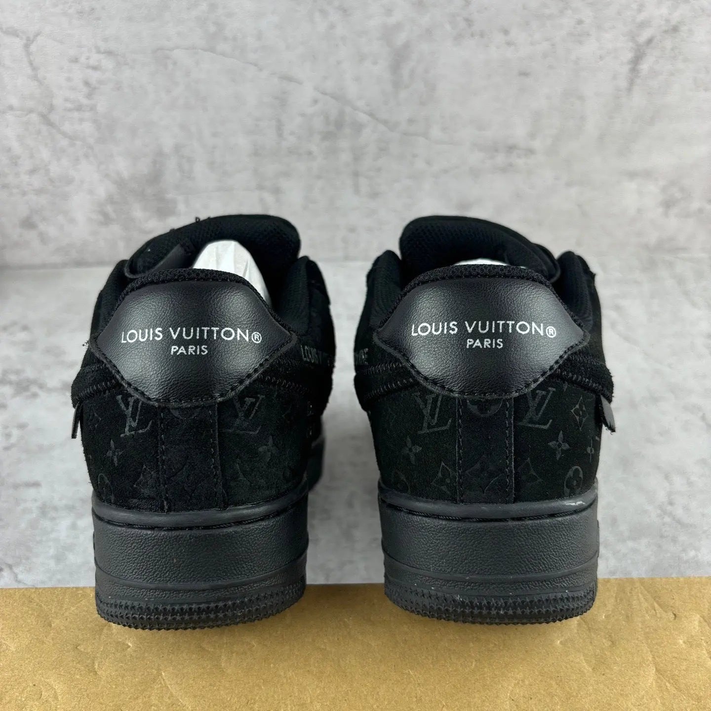 NIKE X LOUIS VUITTON Black Air Force 1 - SECOND SOURCE