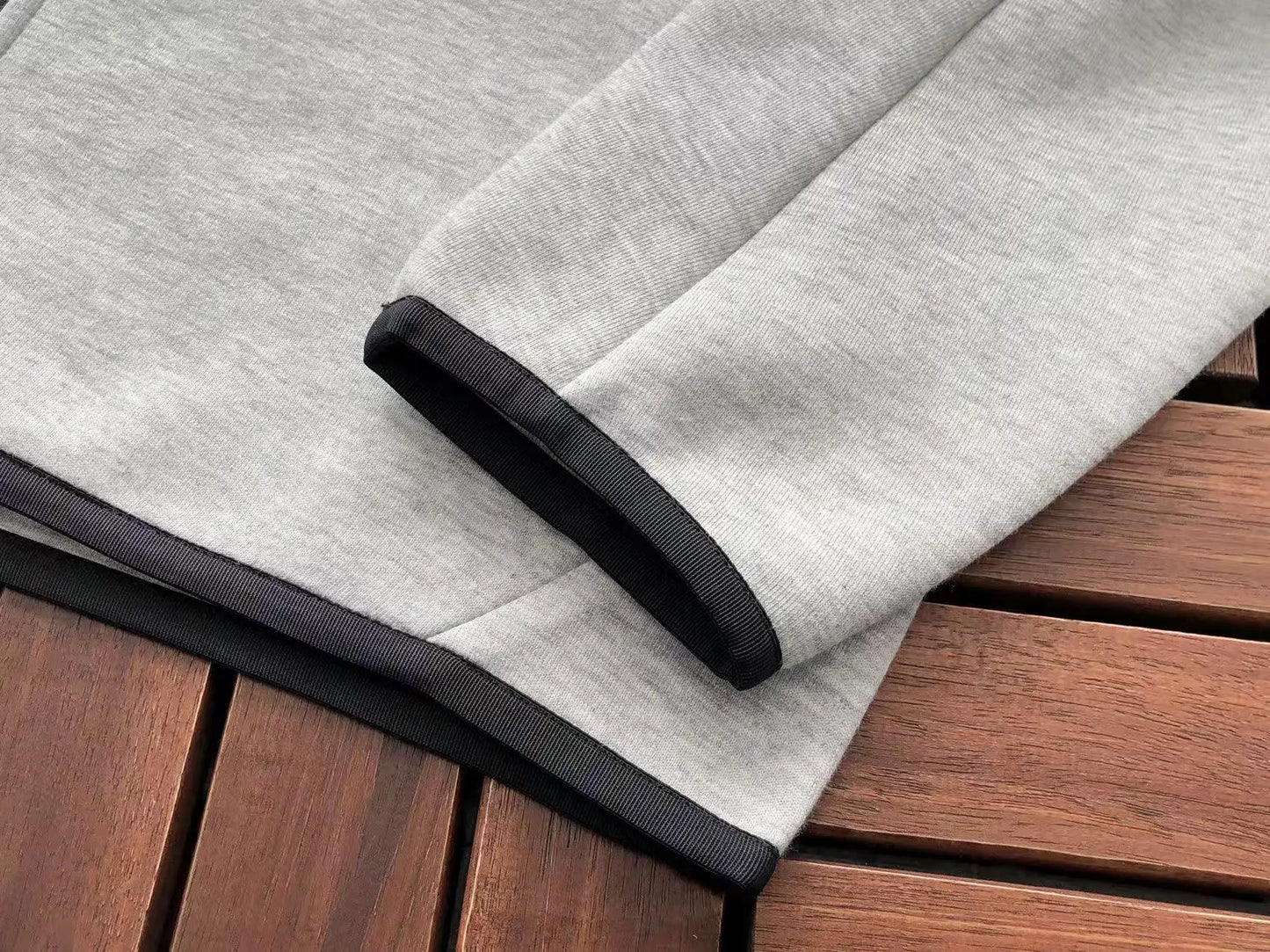 Nike Tech Fleece Grey 2025 - SECOND SOURCE