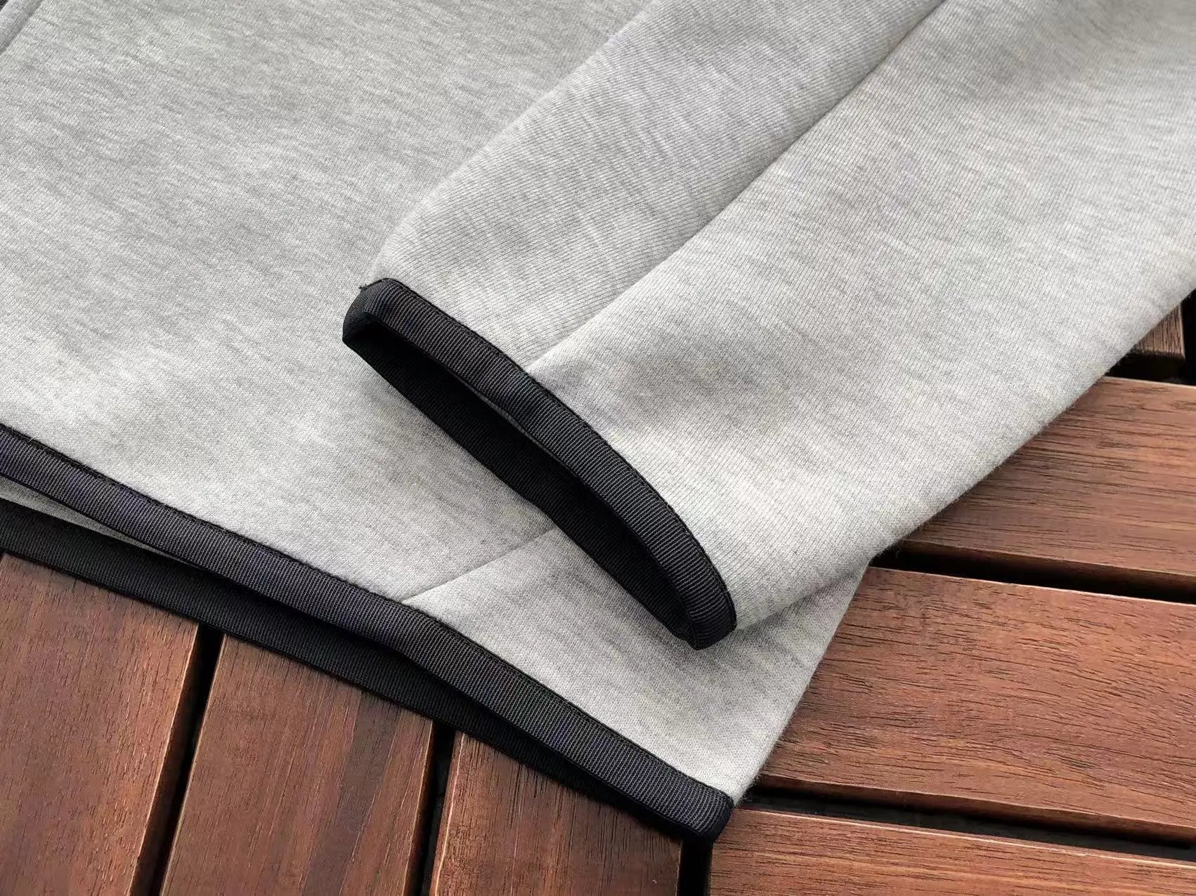 Nike Tech Fleece Grey 2025 - SECOND SOURCE
