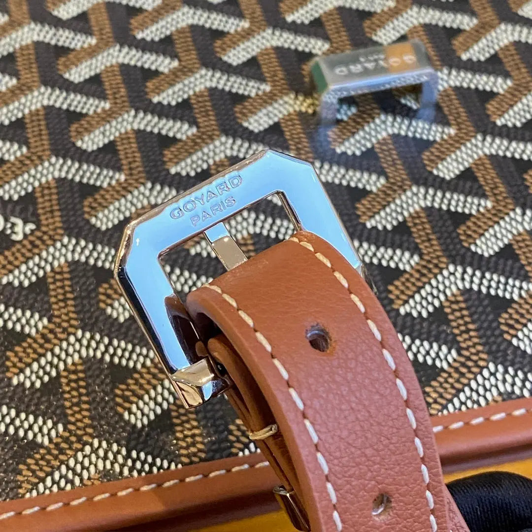 Goyard Messenger Bag - SECOND SOURCE