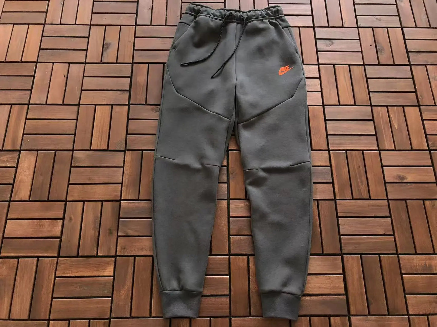 Nike Tech Fleece Dark Smoke Grey Orange - SECOND SOURCE
