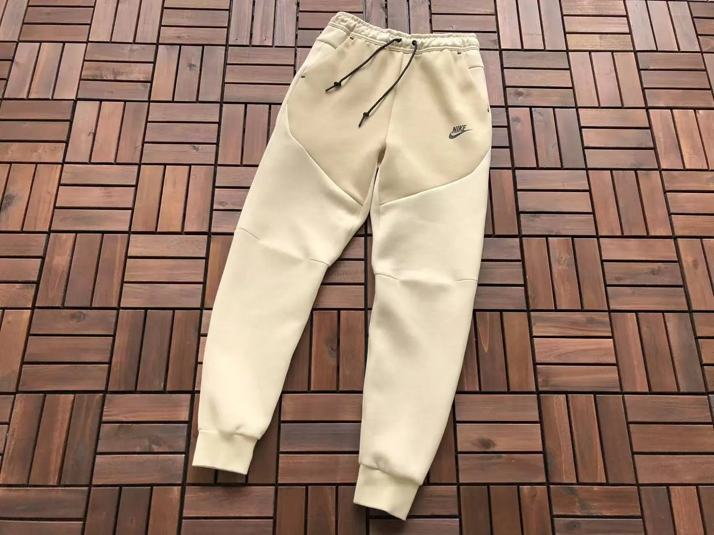 Nike Tech Fleece Cream 2020 - SECOND SOURCE