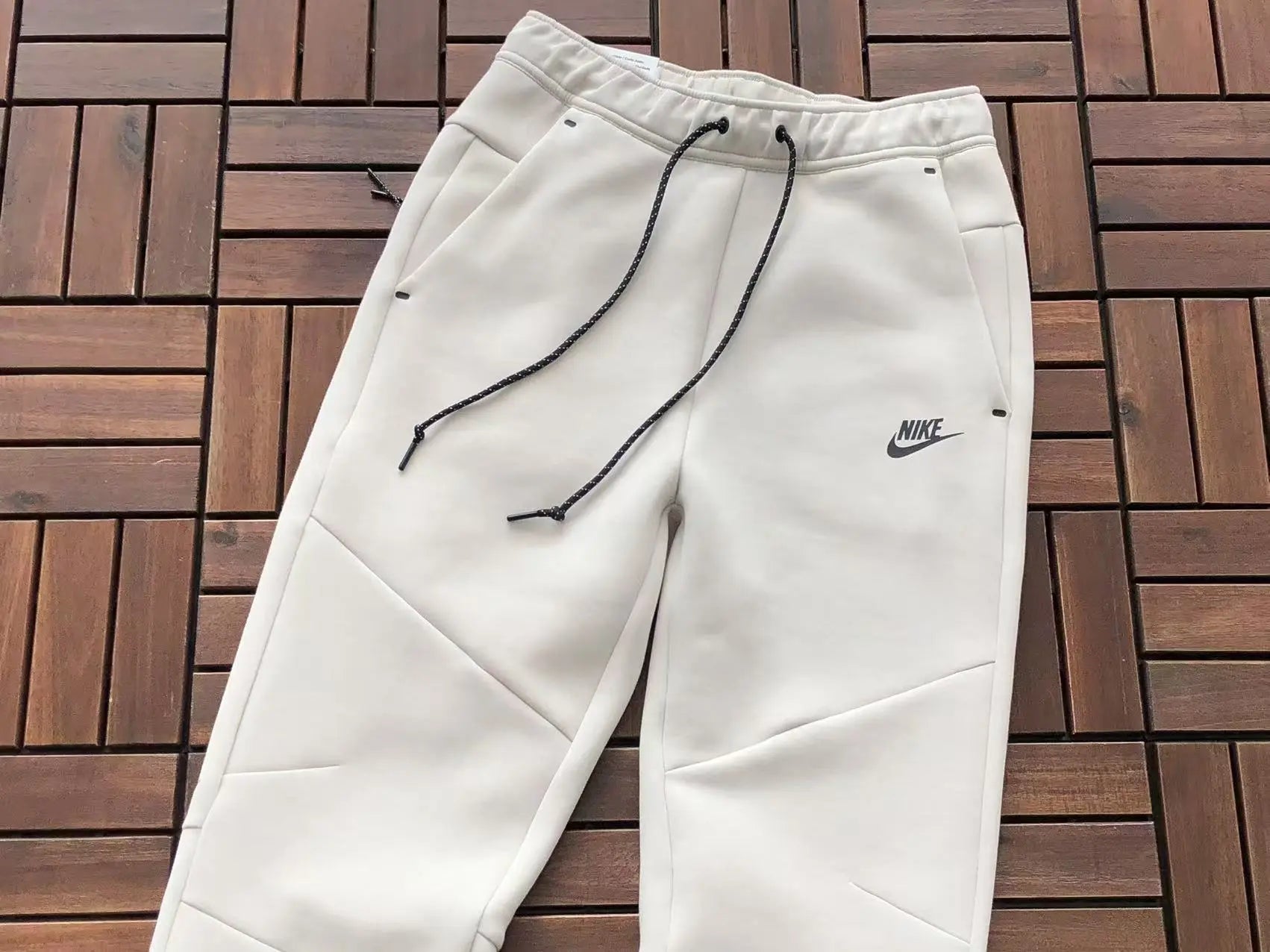 Nike Tech Fleece Pale Ivory 2025 - SECOND SOURCE