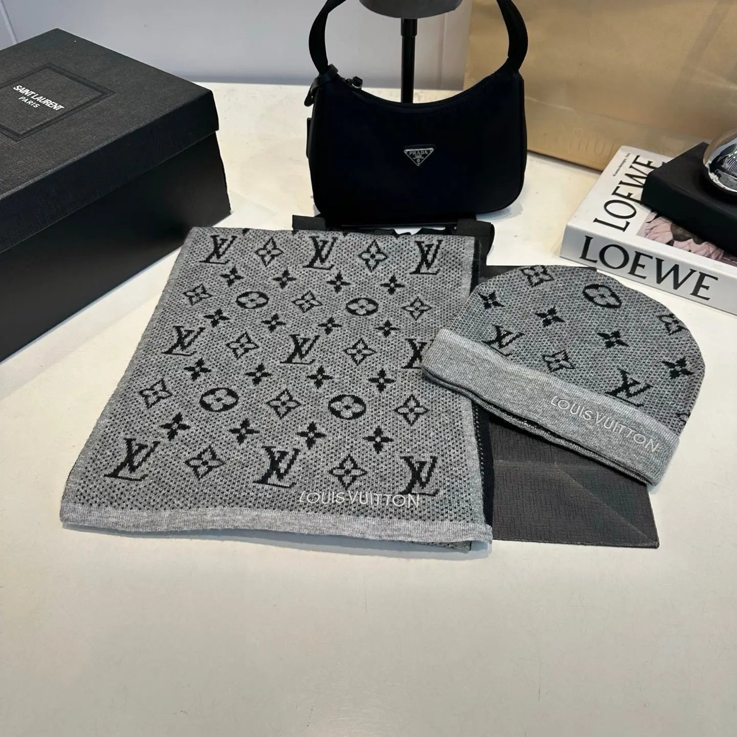 Louis Vuitton Scarf Set 4 - SECOND SOURCE