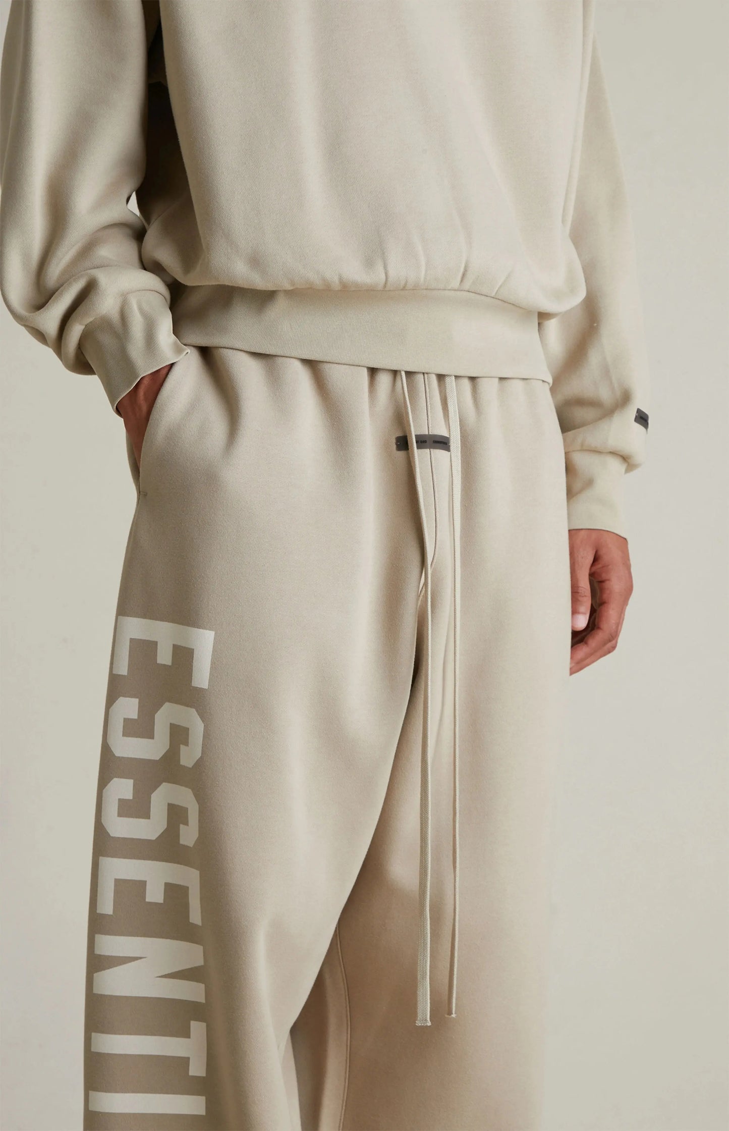 Essentials FEAR OF GOD Lounge Fleece Bottoms 2025 - SECOND SOURCE