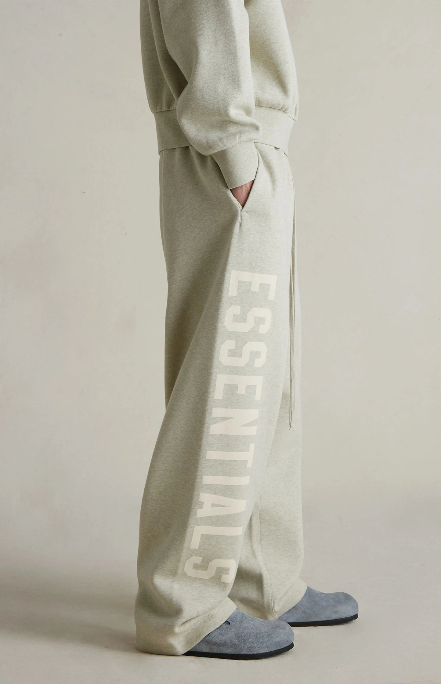 Essentials FEAR OF GOD Lounge Fleece Bottoms 2025 - SECOND SOURCE