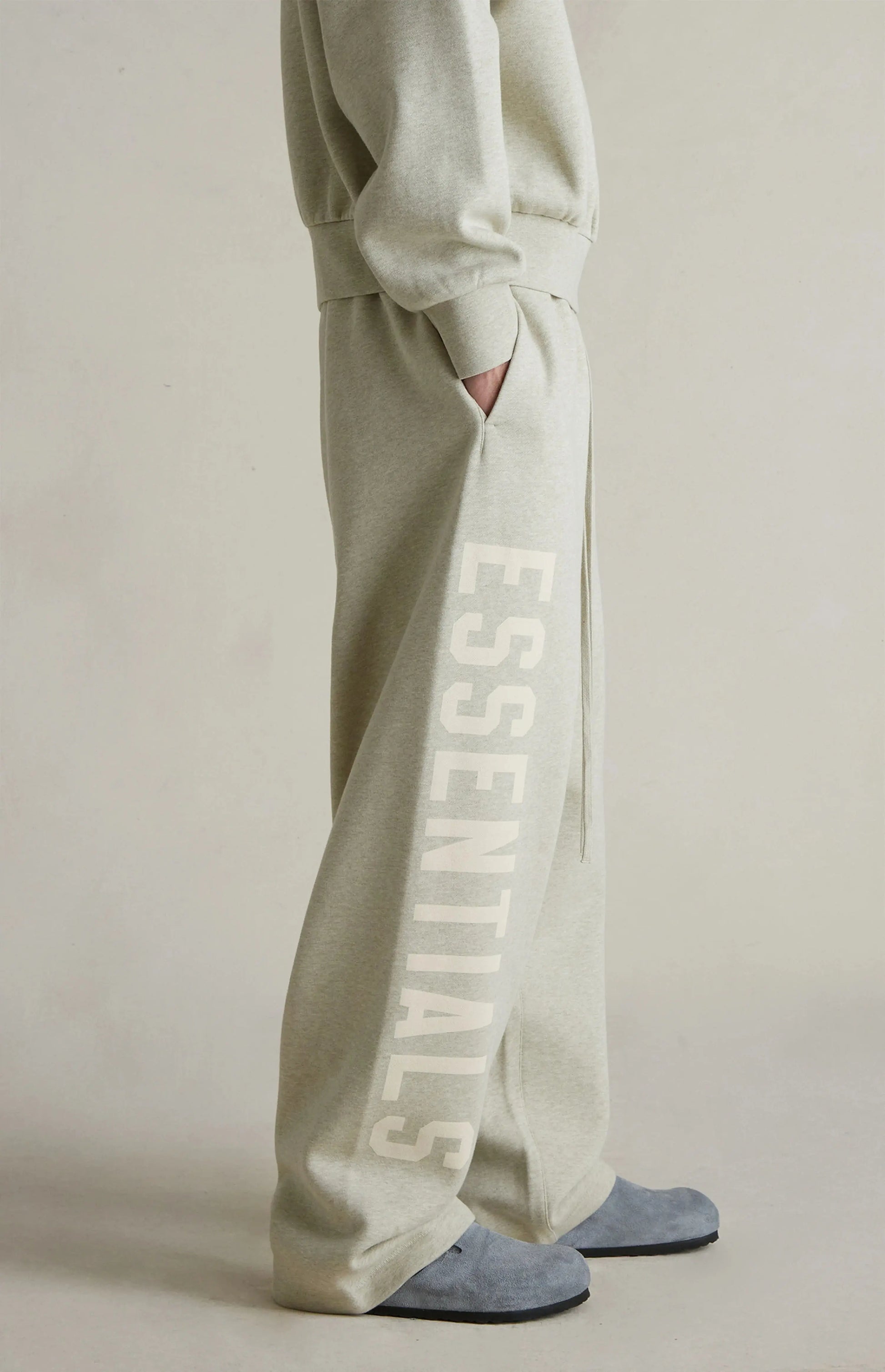 Essentials FEAR OF GOD Lounge Fleece Bottoms 2025 - SECOND SOURCE