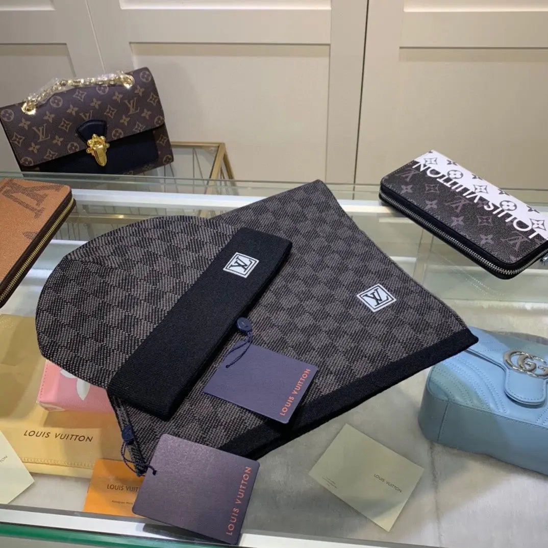 Louis Vuitton Scarf Set 3 - SECOND SOURCE