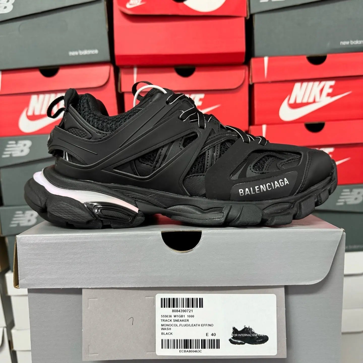 Blenciaga Tracks LED Black - SECOND SOURCE