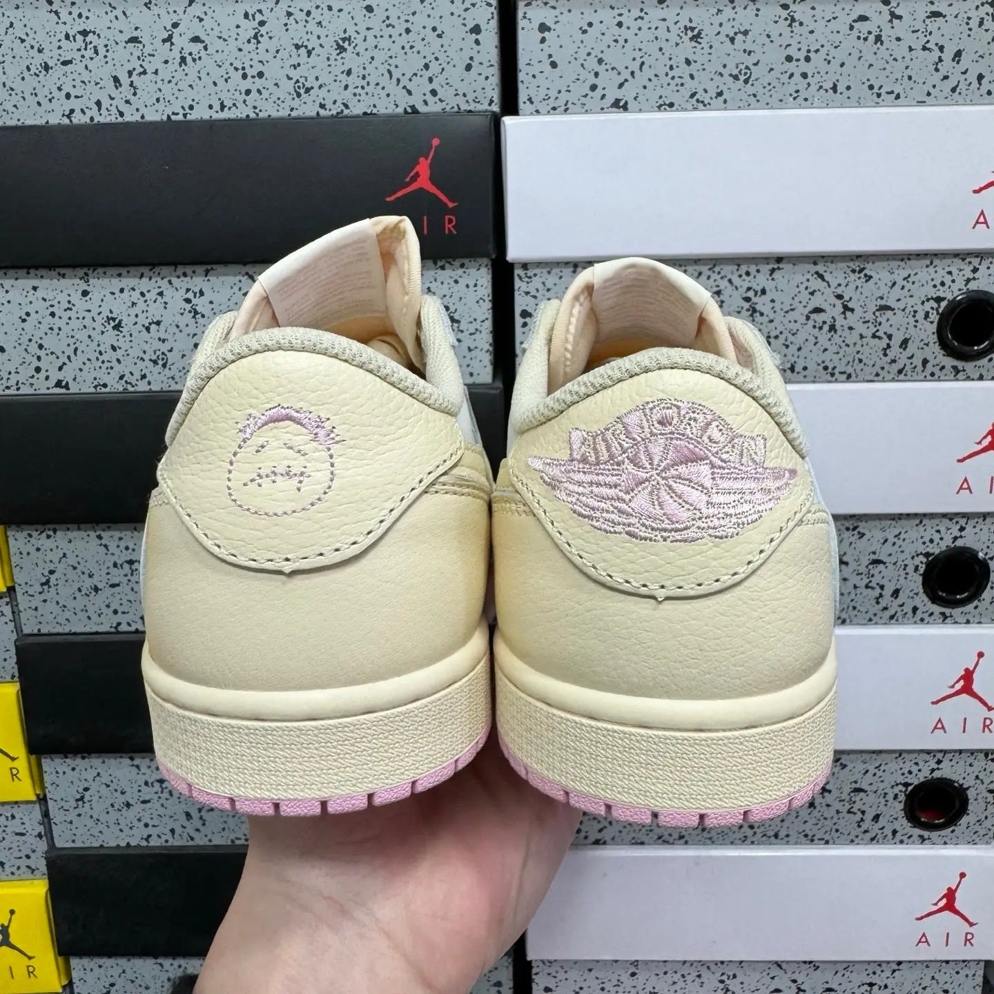 Travis Scott x Air Jordan AJ1 Low OG SP - SECOND SOURCE
