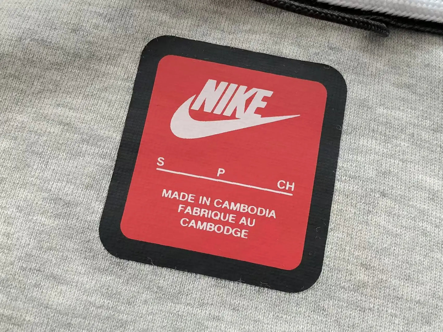 Nike Tech Fleece Grey 2023 - SECOND SOURCE
