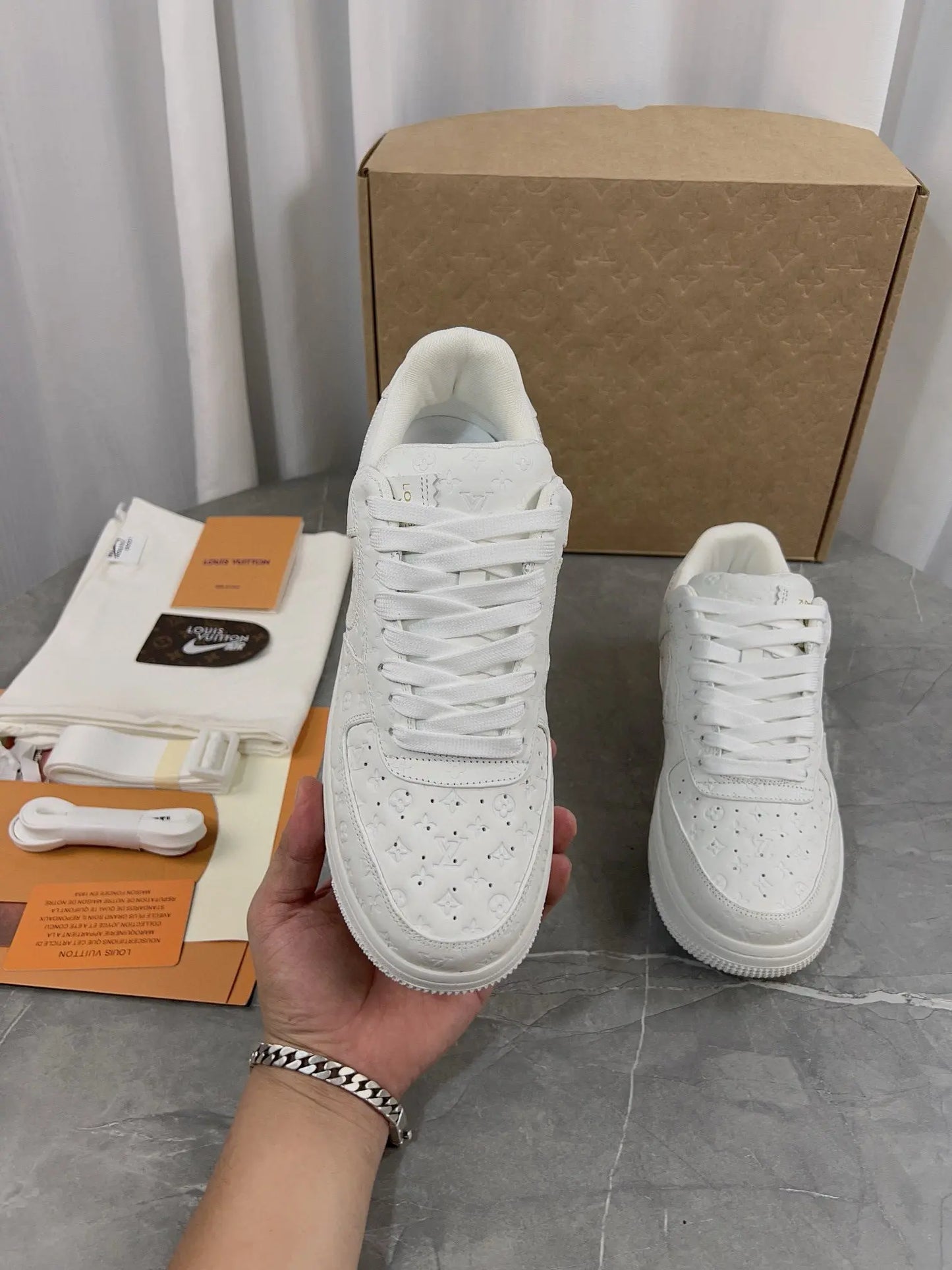 NIKE X LOUIS VUITTON White Air Force 1 - SECOND SOURCE