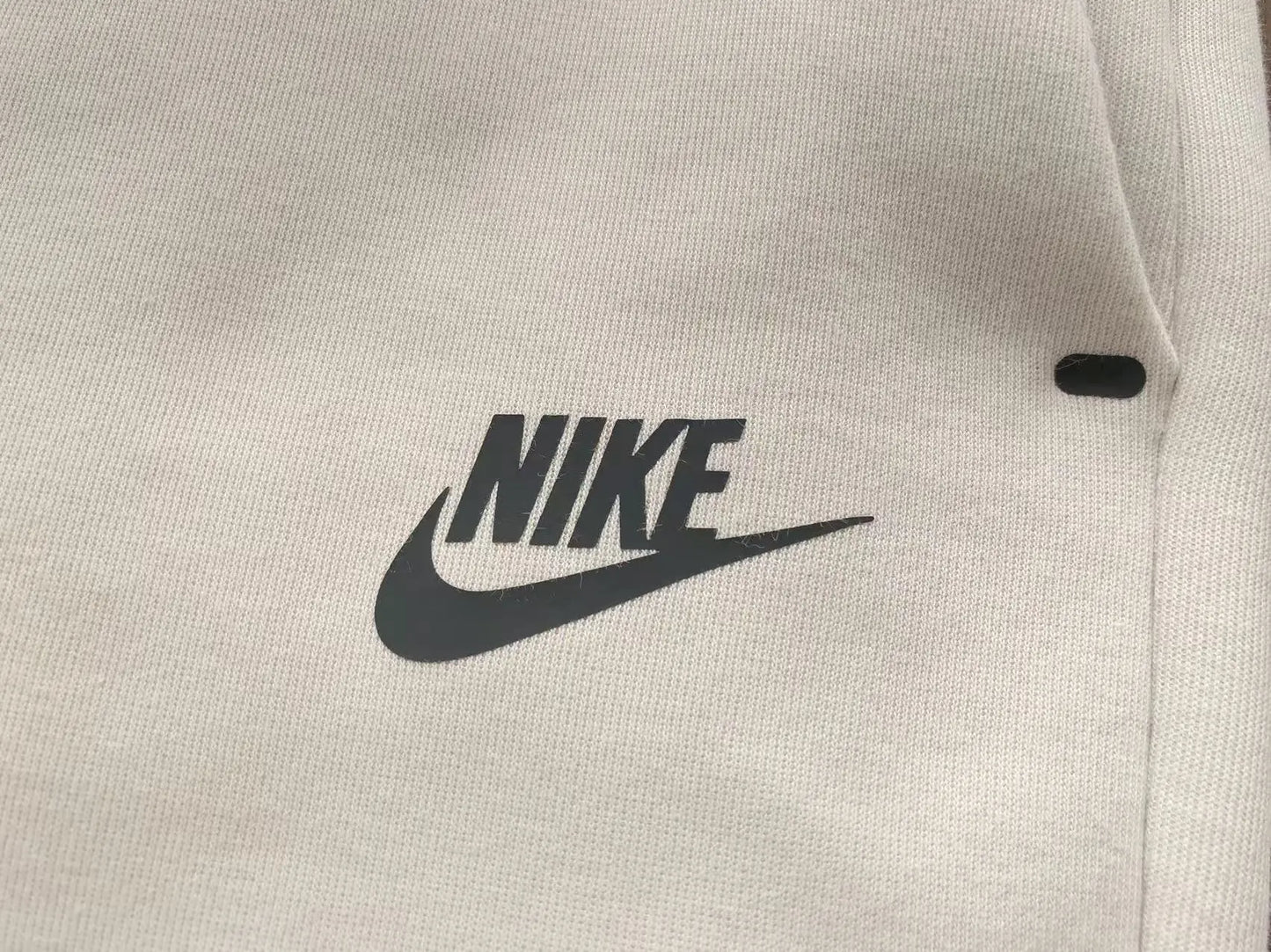 Nike Tech Fleece Pale Ivory 2025 - SECOND SOURCE