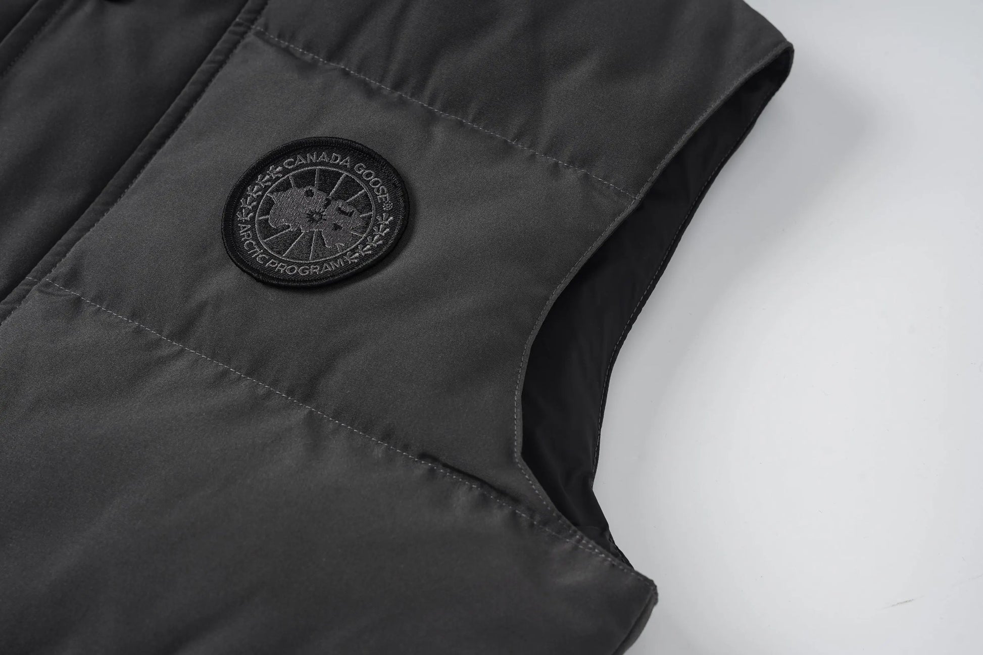 Canada Goose Garison Gilet (Black Badge) - SECOND SOURCE