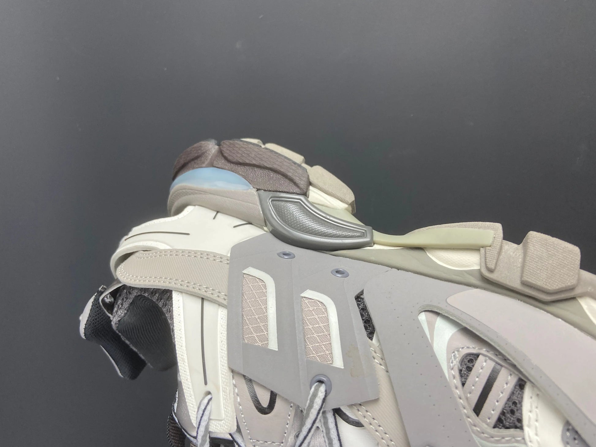Balenciaga Tracks Brown SECOND SOURCE