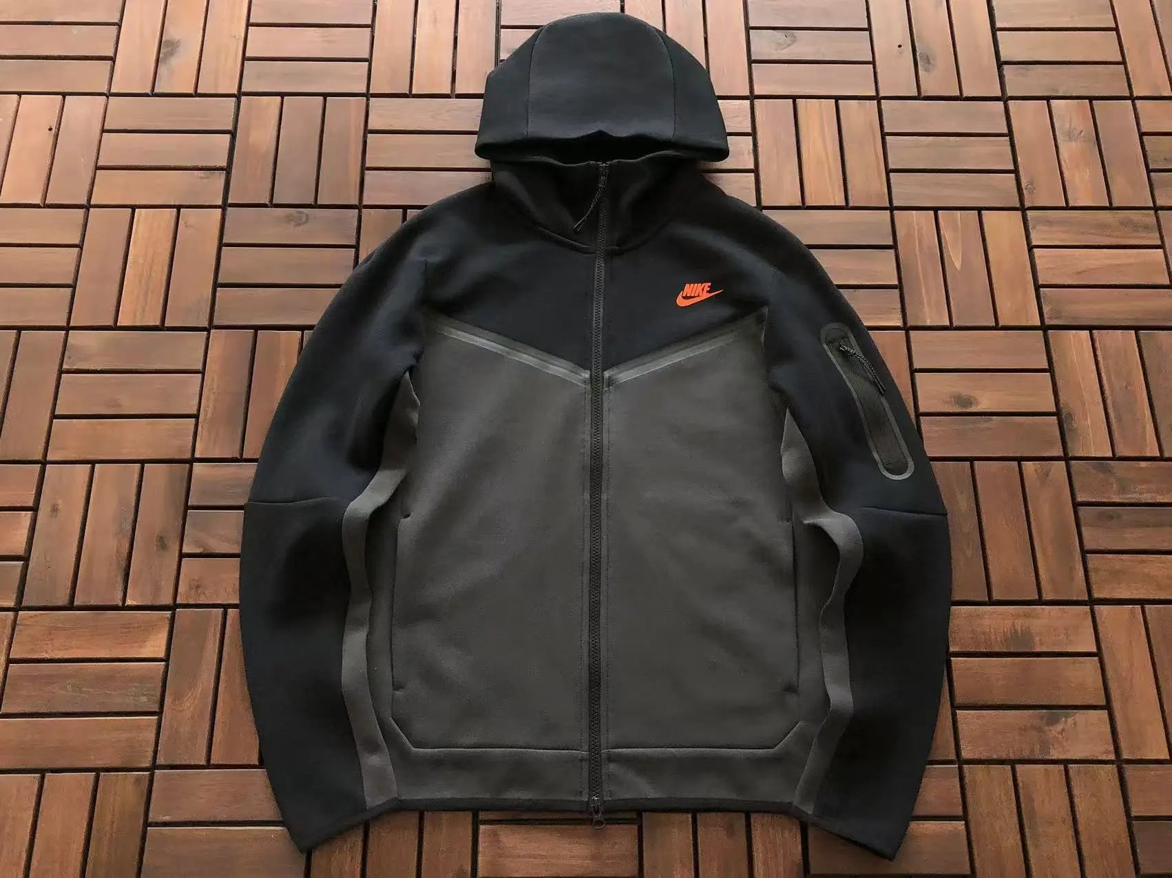 Nike Tech Fleece Dark Smoke Grey Orange - SECOND SOURCE