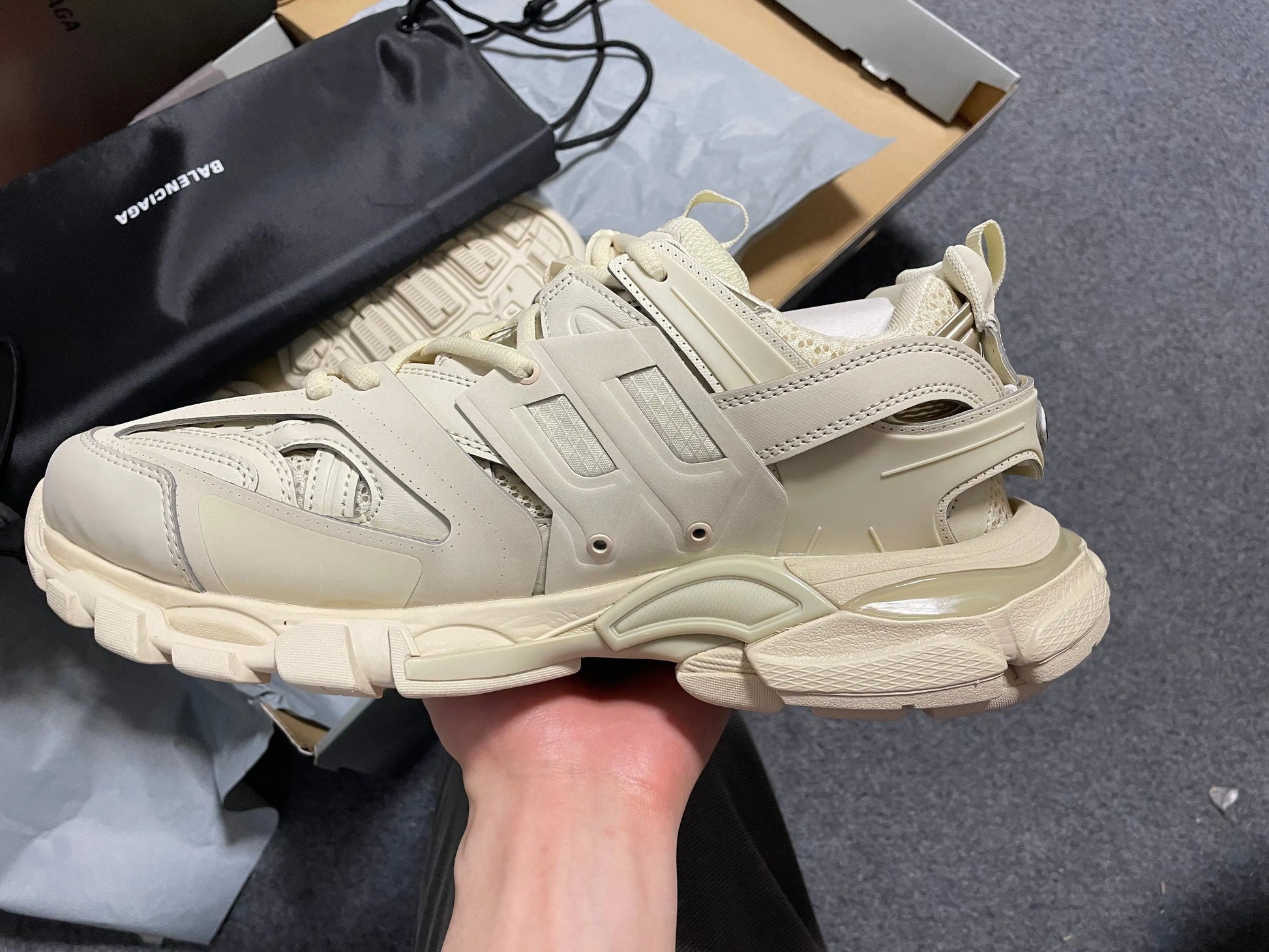 Balenciaga Tracks Beige SECOND SOURCE