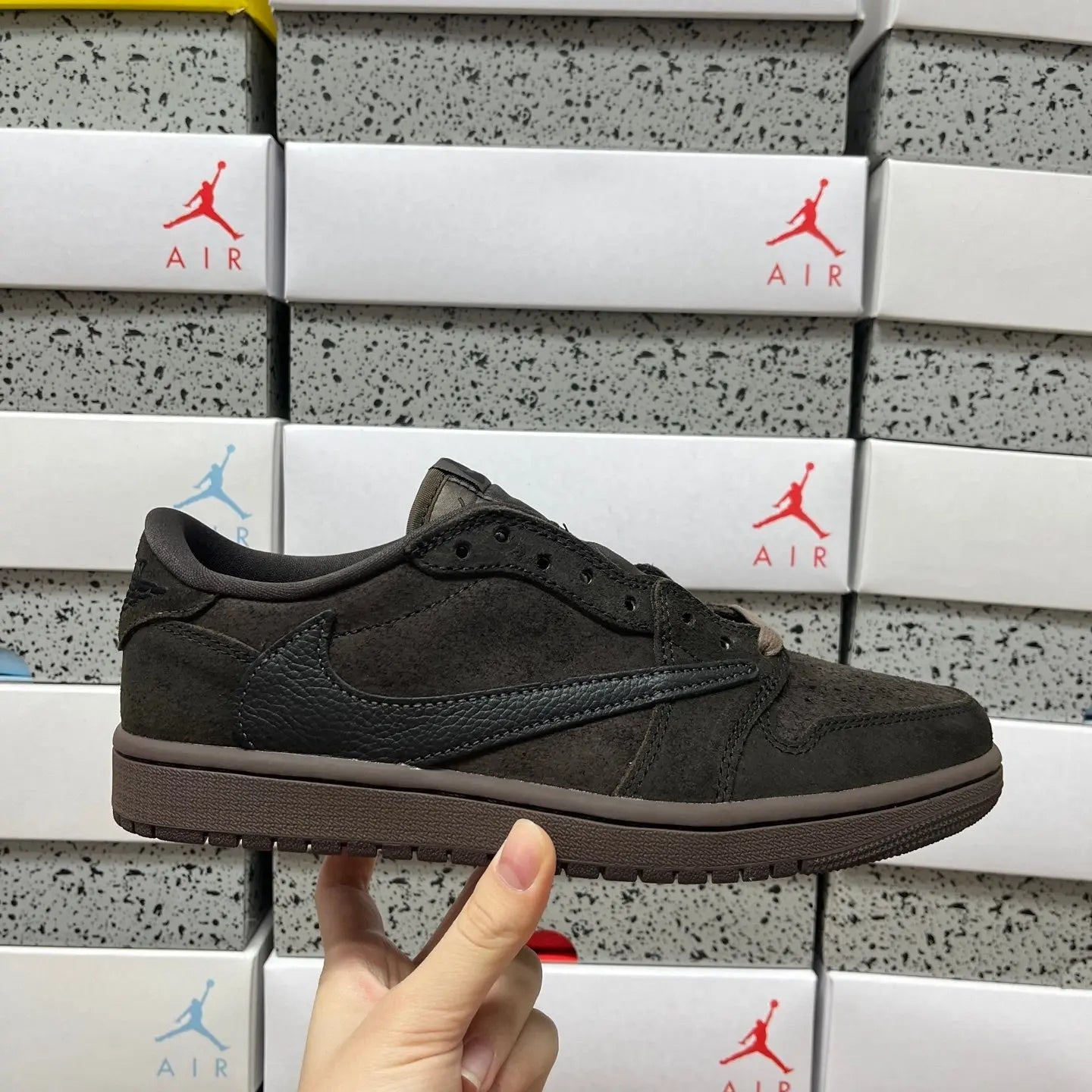 Travis Scott x Air Jordan AJ1 Low OG SP - SECOND SOURCE