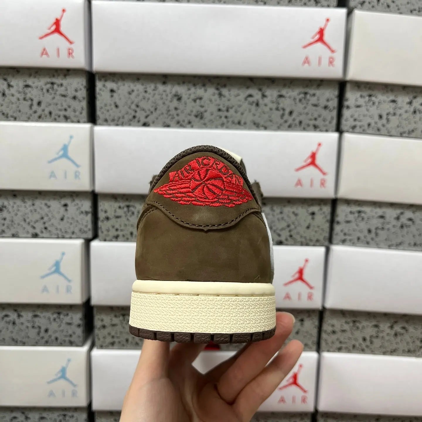 Travis Scott x Air Jordan AJ1 Low OG SP - SECOND SOURCE