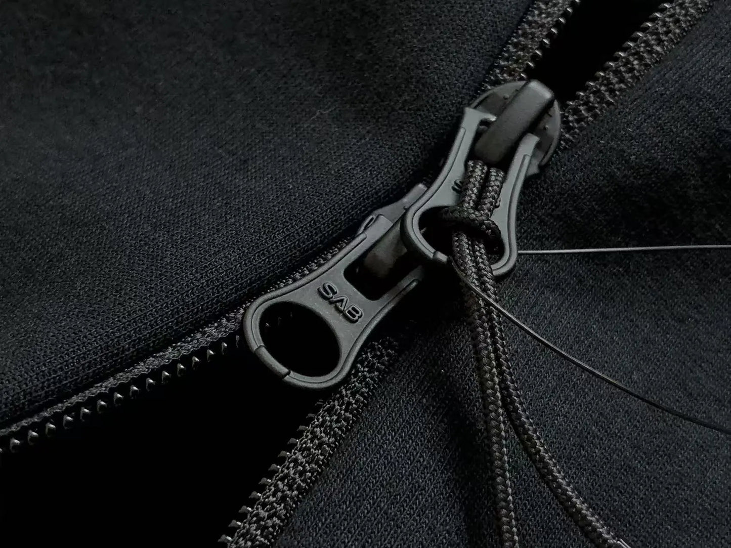 Nike Tech Fleece Black 2023 - SECOND SOURCE