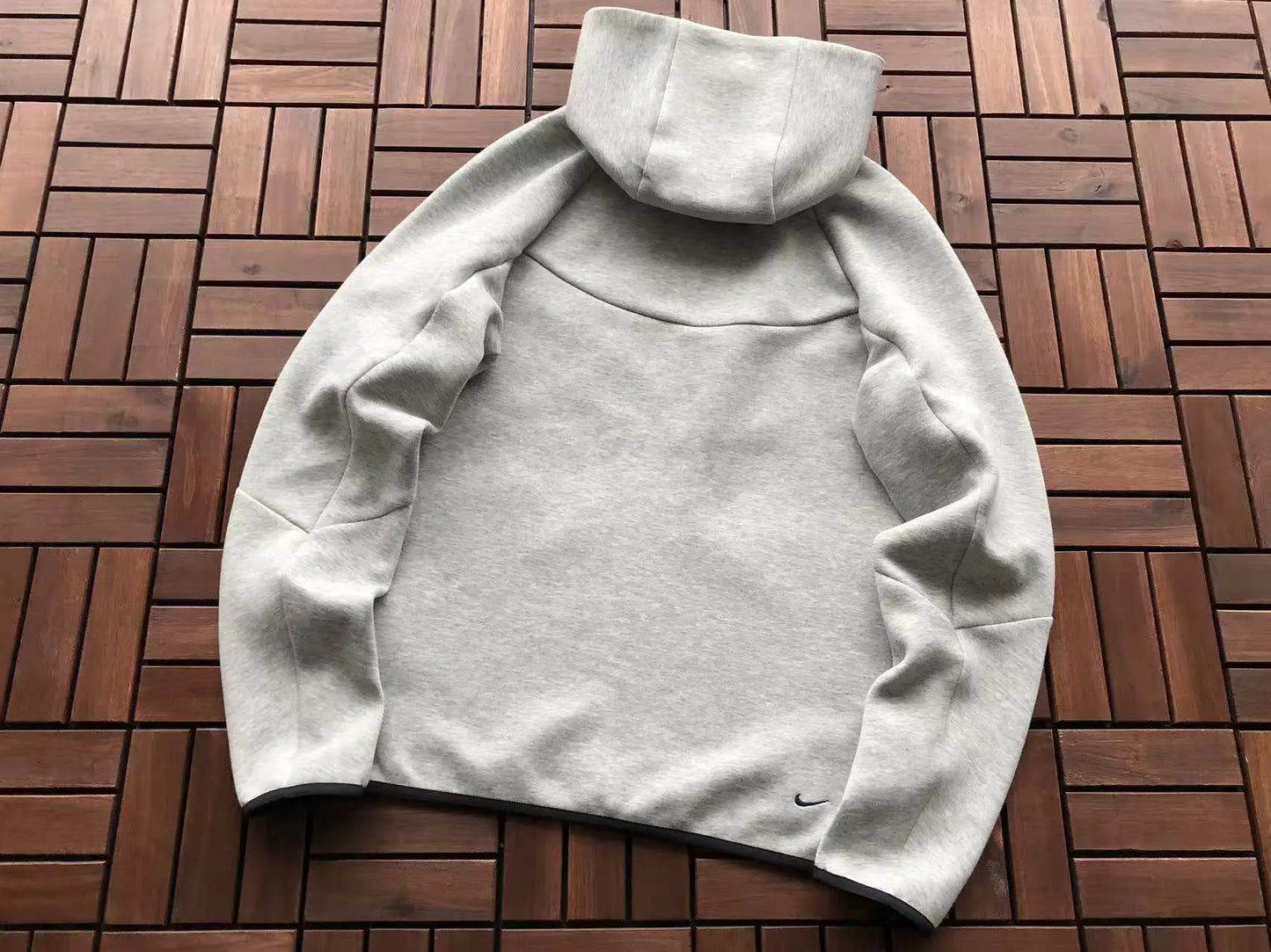 Nike Tech Fleece Grey 2025 - SECOND SOURCE