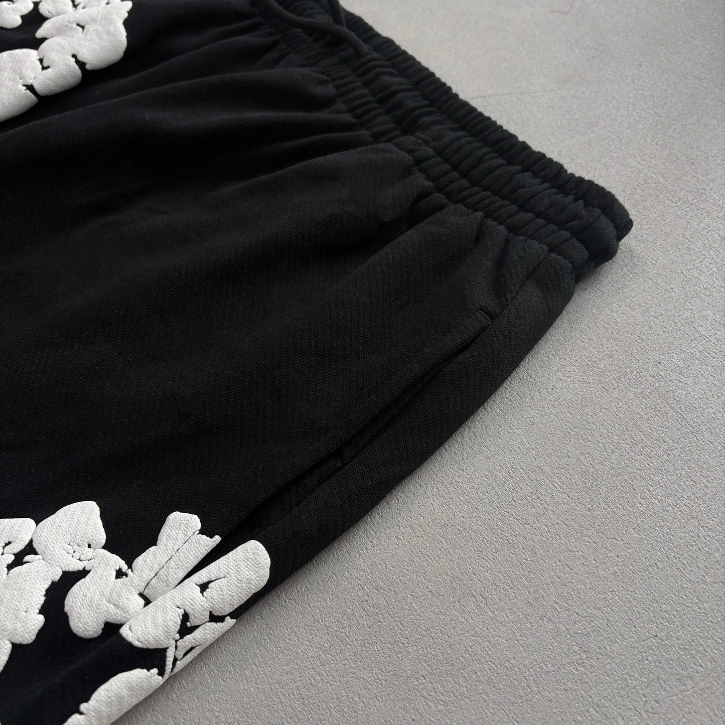 Denim Tears Bottoms Black - SECOND SOURCE