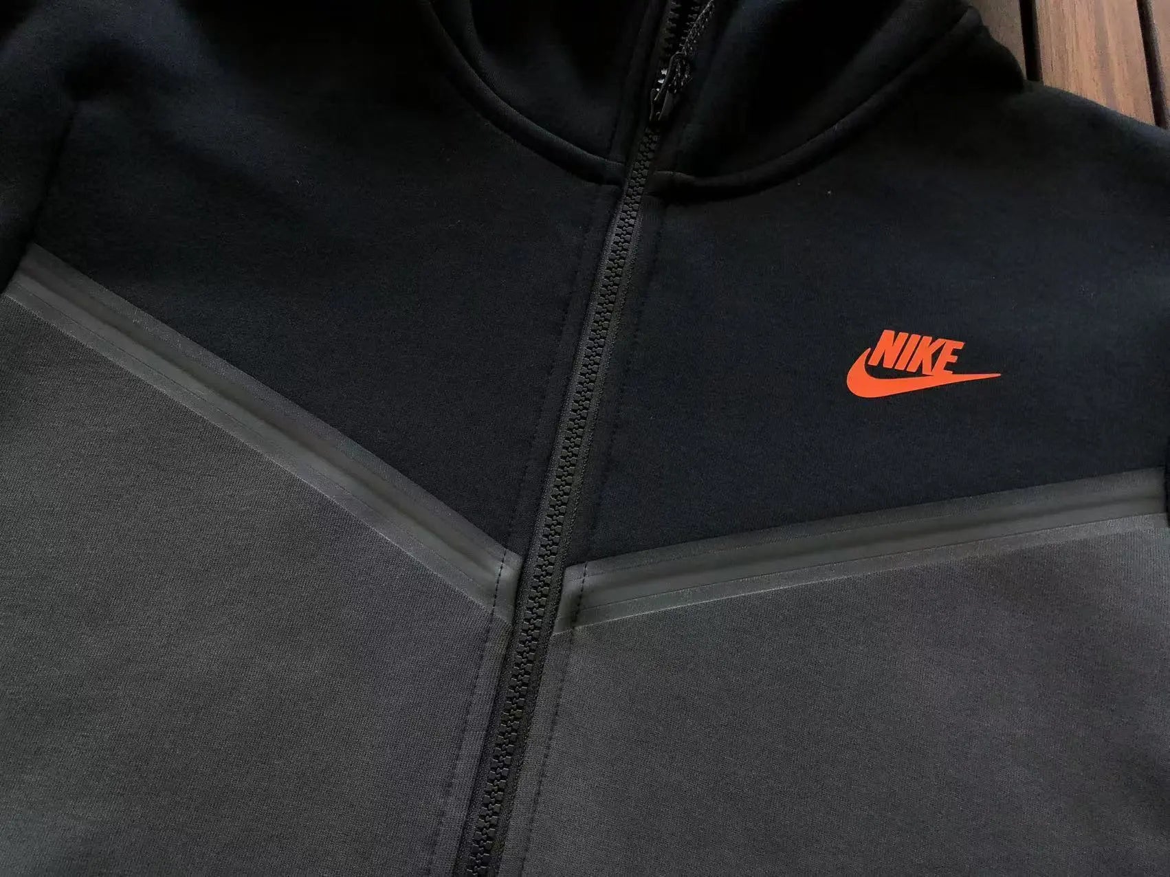 Nike Tech Fleece Dark Smoke Grey Orange - SECOND SOURCE