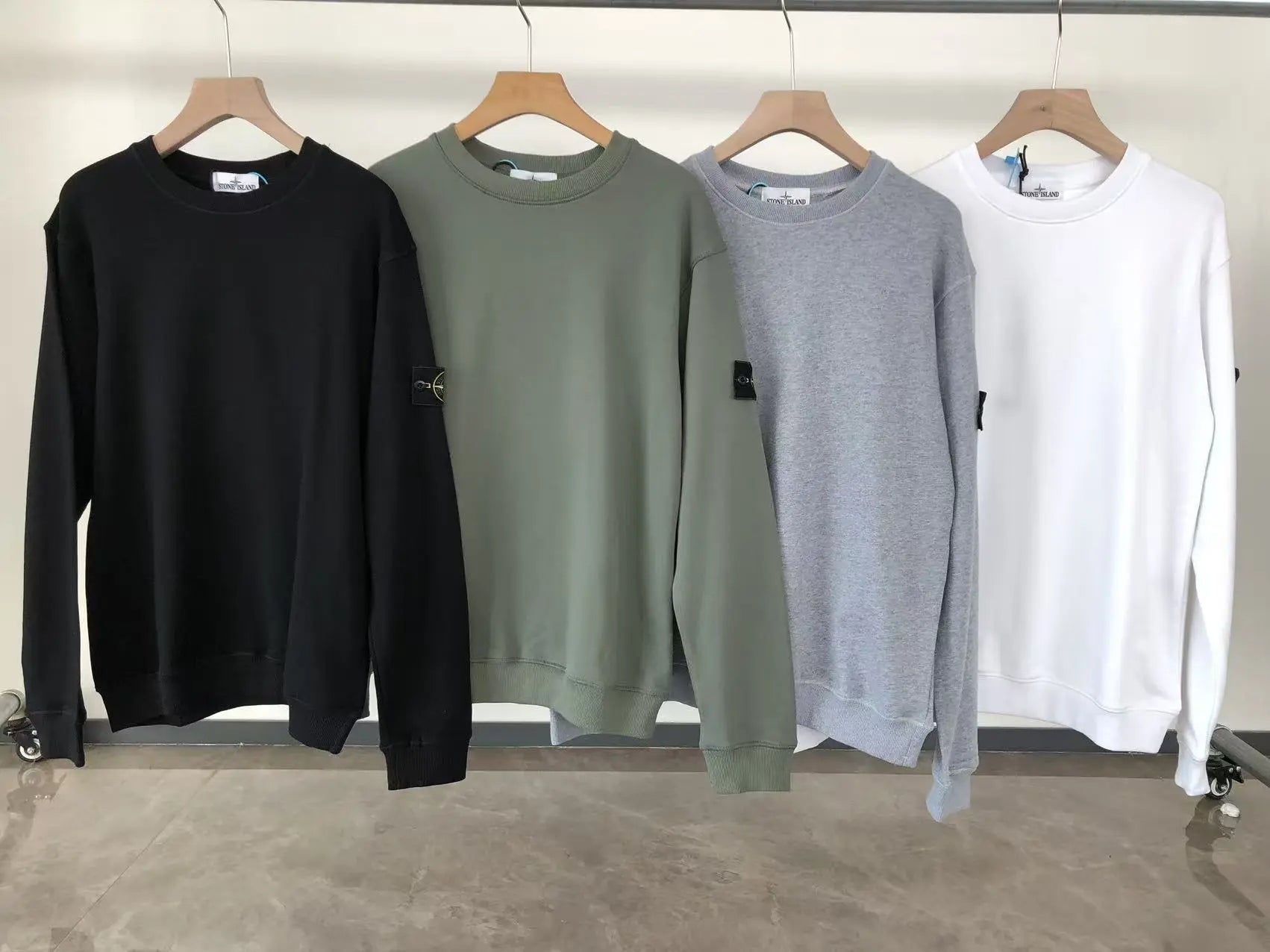 Stone Island Crewneck - SECOND SOURCE
