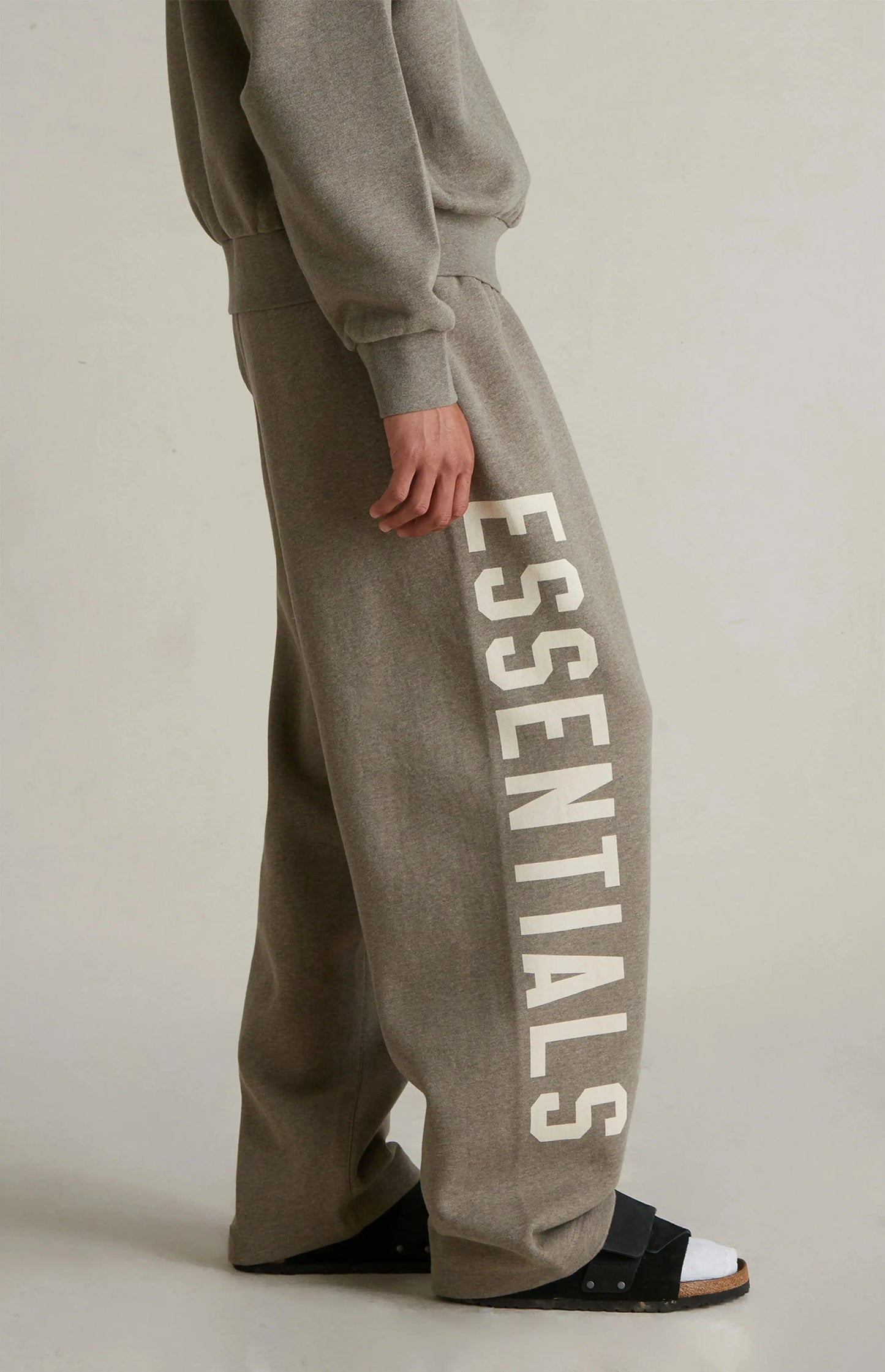 Essentials FEAR OF GOD Lounge Fleece Bottoms 2025 - SECOND SOURCE