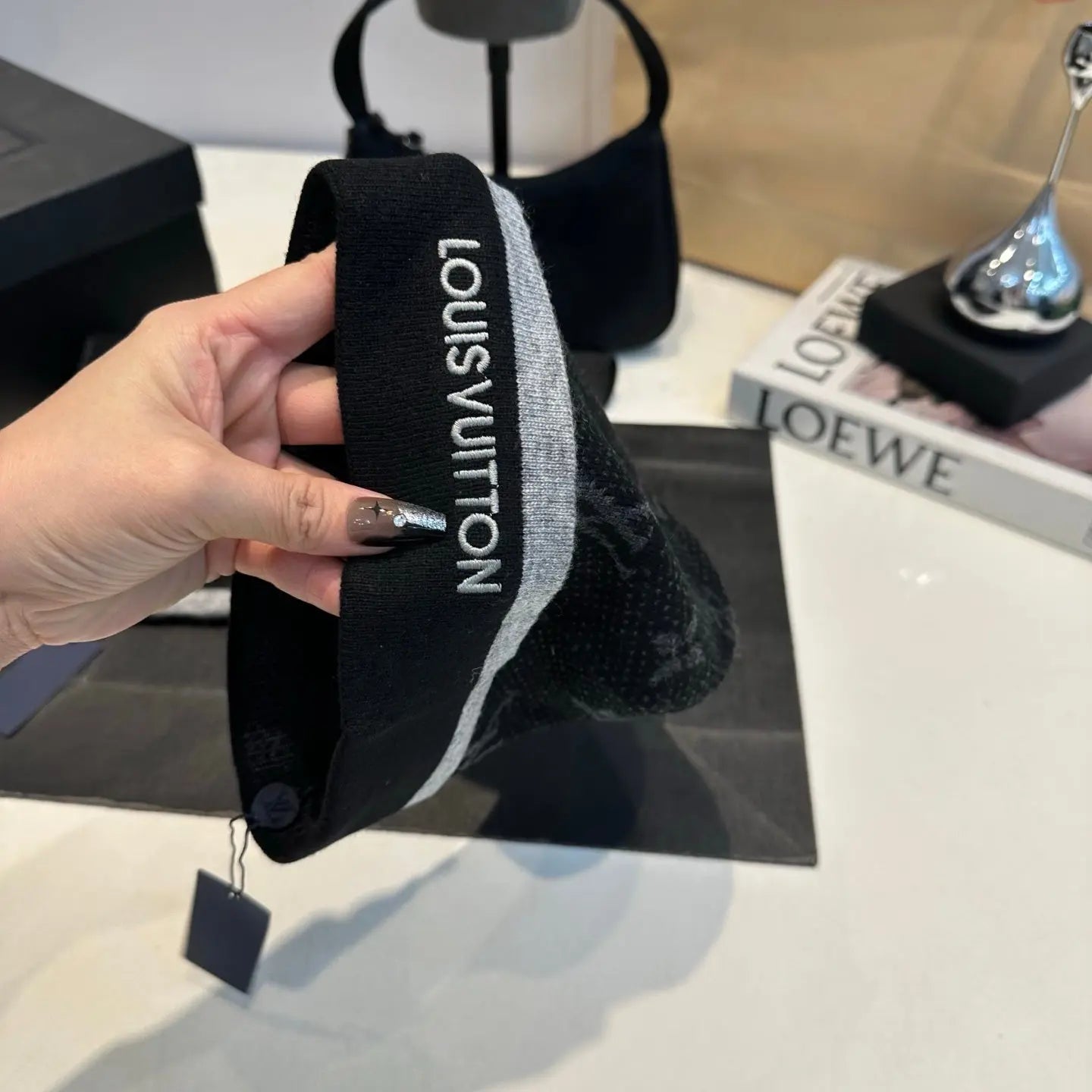 Louis Vuitton Scarf Set 4 - SECOND SOURCE