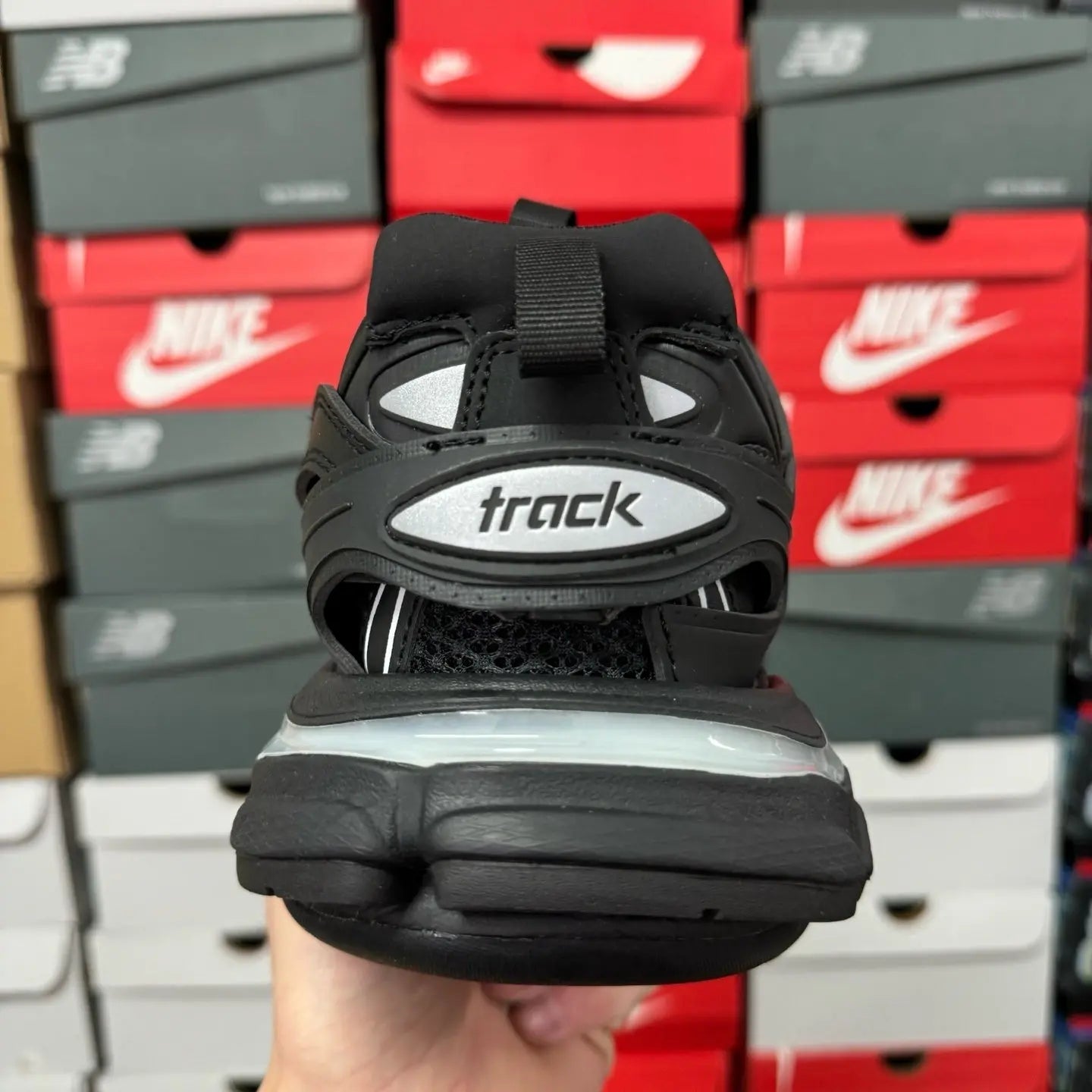 Blenciaga Tracks LED Black - SECOND SOURCE