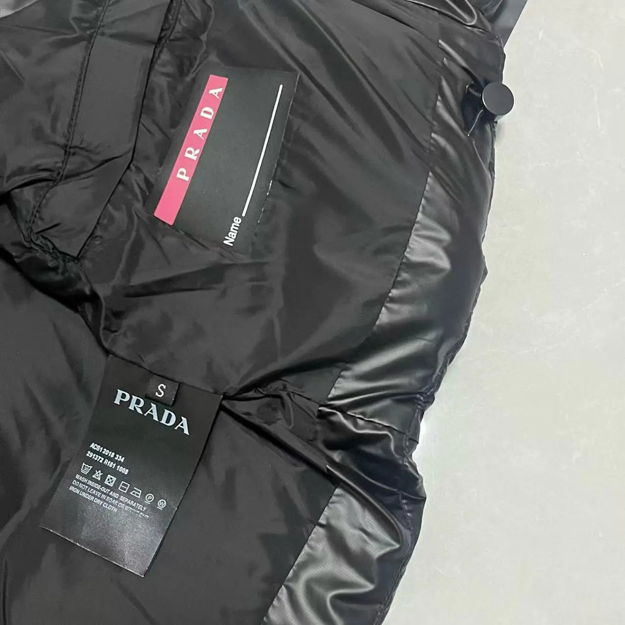 Mens Prada Gilet Black - SECOND SOURCE