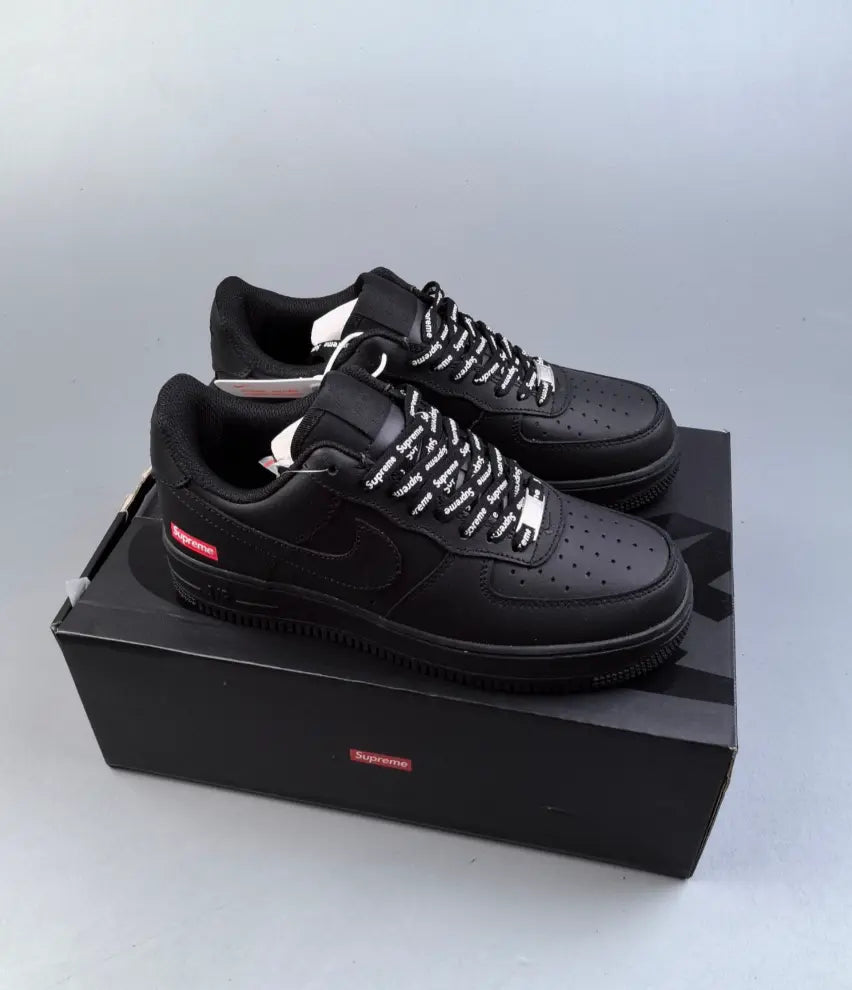 Nike Air Force 1 Low Supreme Black SECOND SOURCE