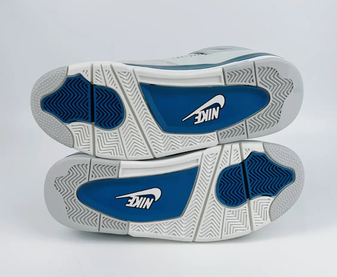 Air Jordan 4 Retro SB Sapphire Jordan