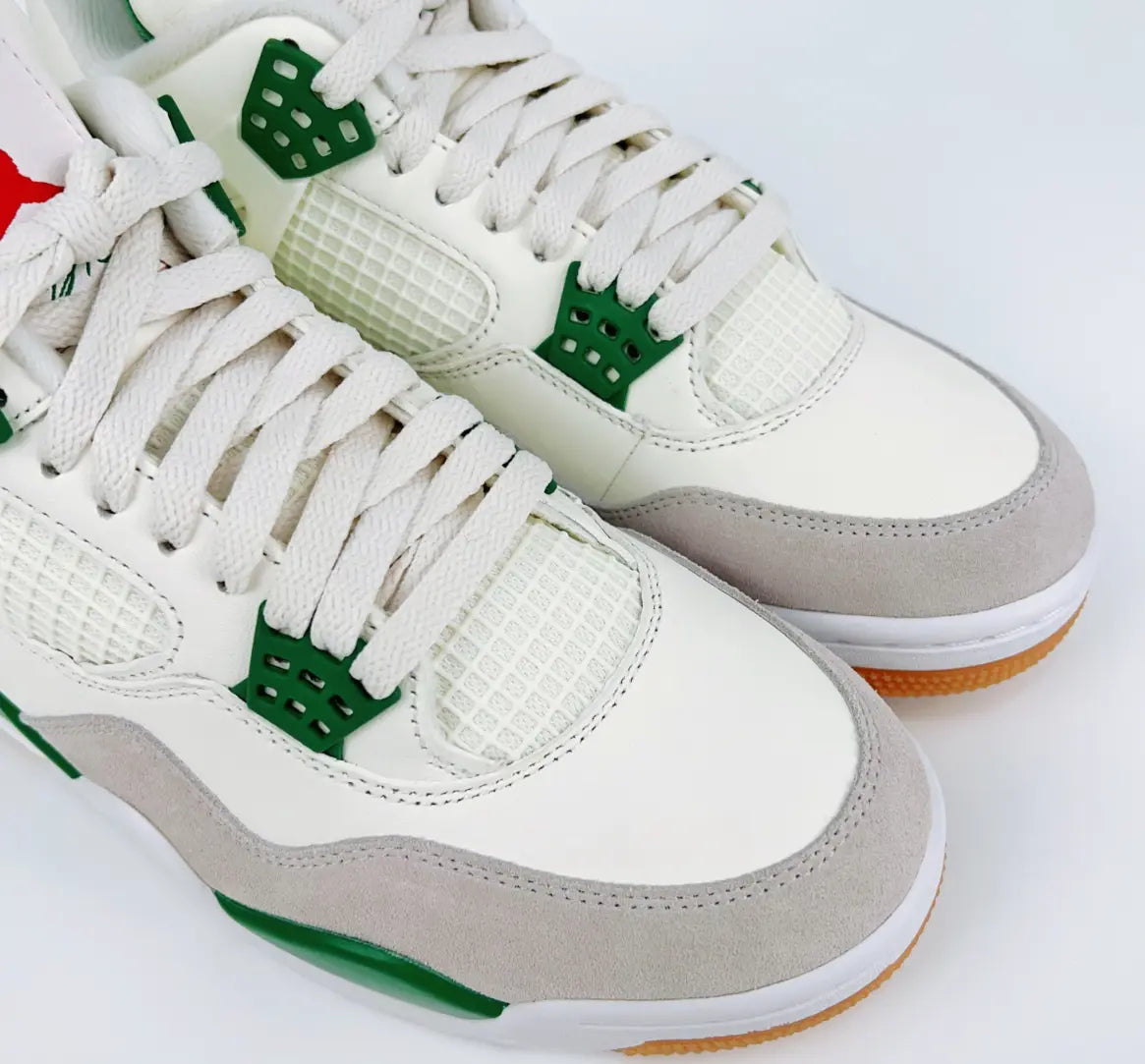 Air Jordan 4 Pine Green Jordan
