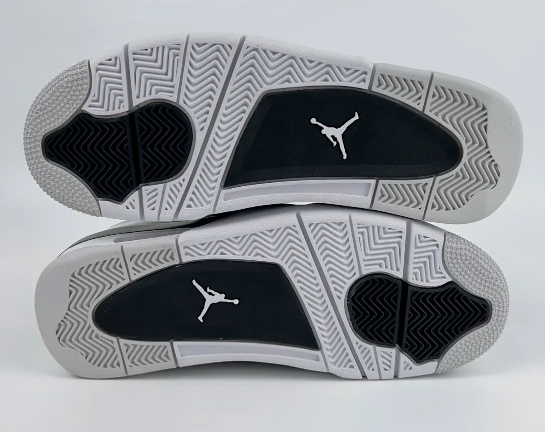 Air Jordan 4 Military Black Jordan