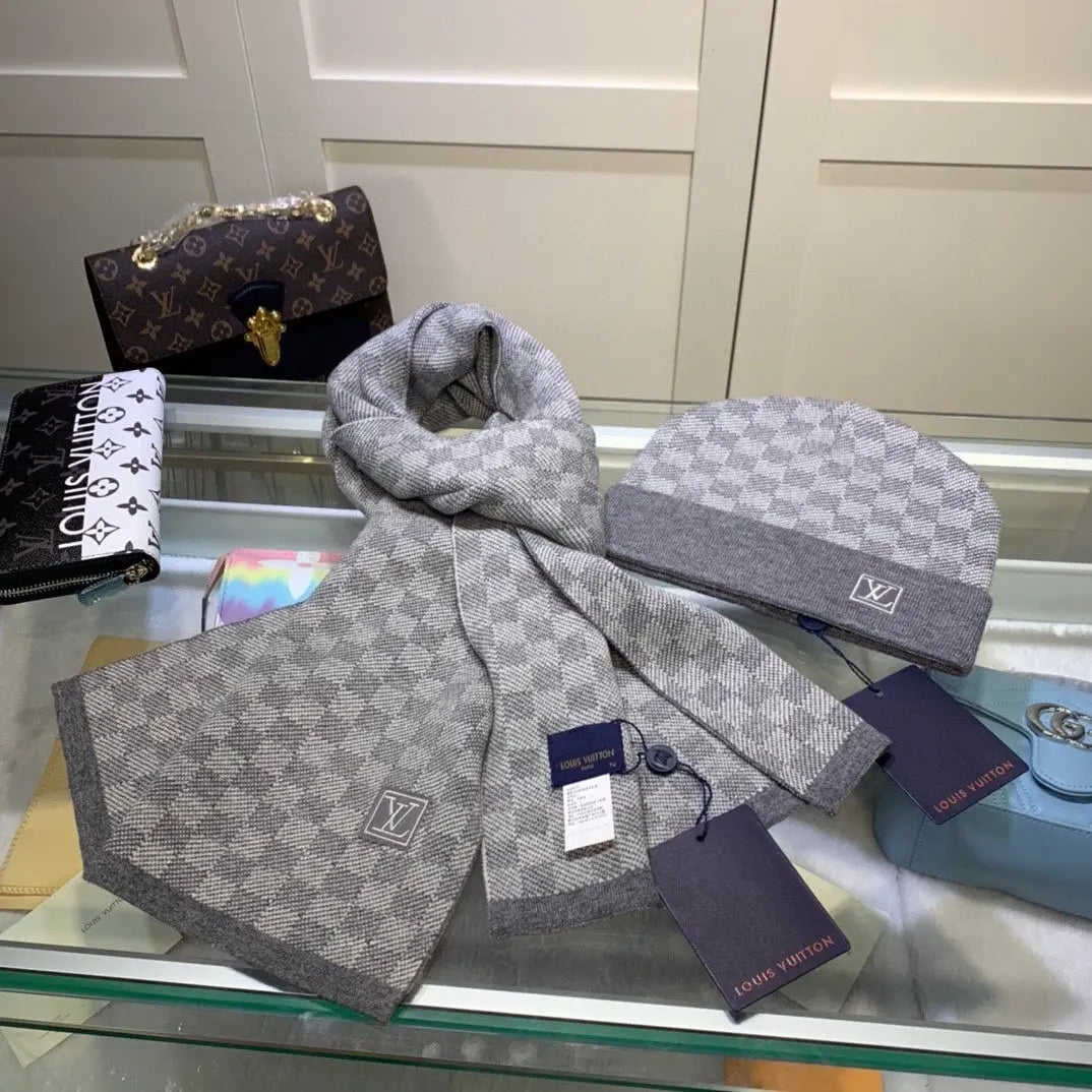 Louis Vuitton Scarf Set 3 - SECOND SOURCE