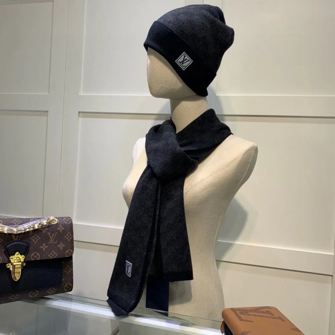 Louis Vuitton Scarf Set 3 - SECOND SOURCE
