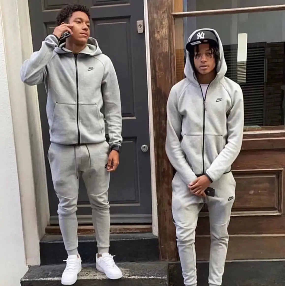 Nike Tech Fleece Grey 2023 - SECOND SOURCE