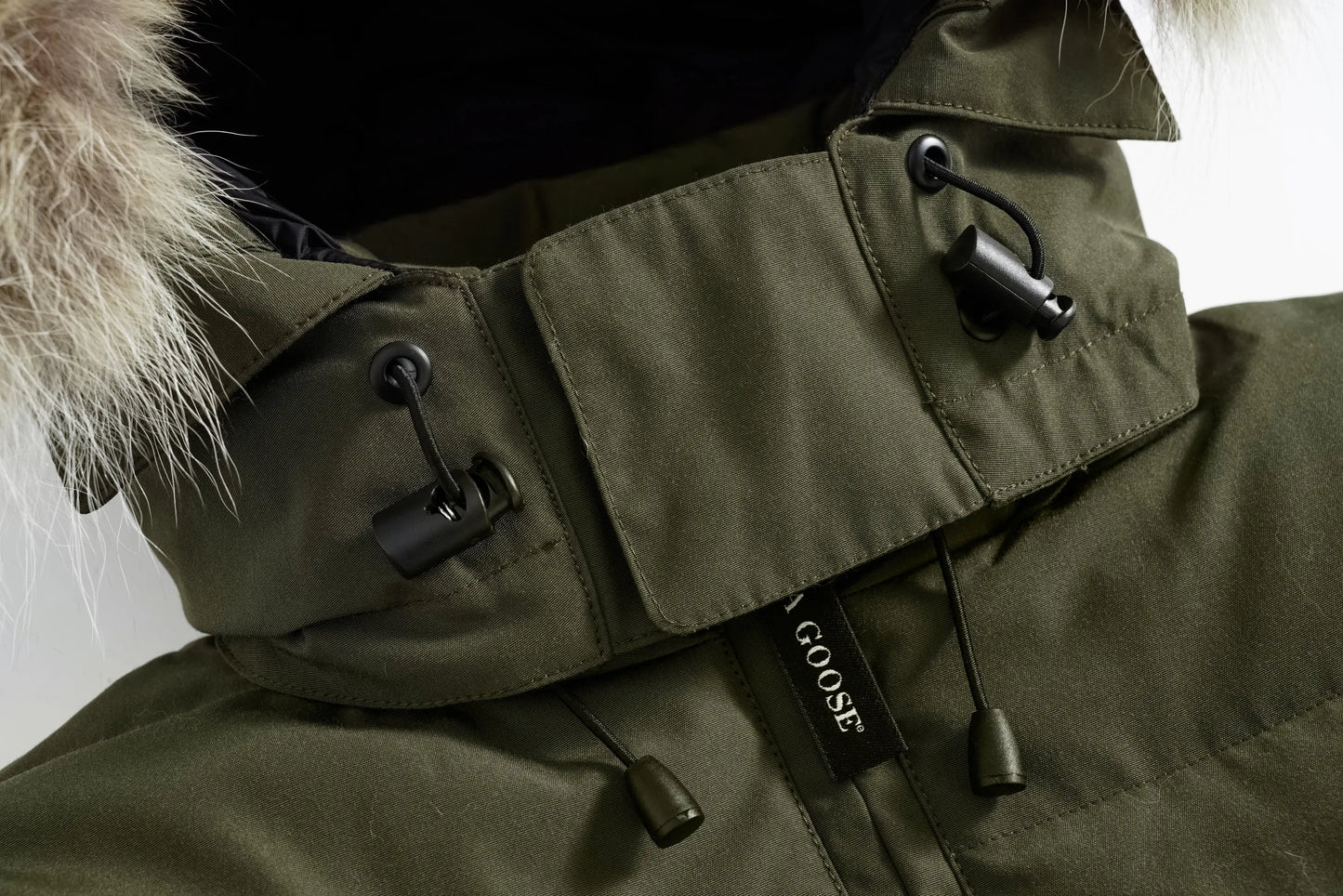 Canada Goose Womens Chelsea Parker - SECOND SOURCE