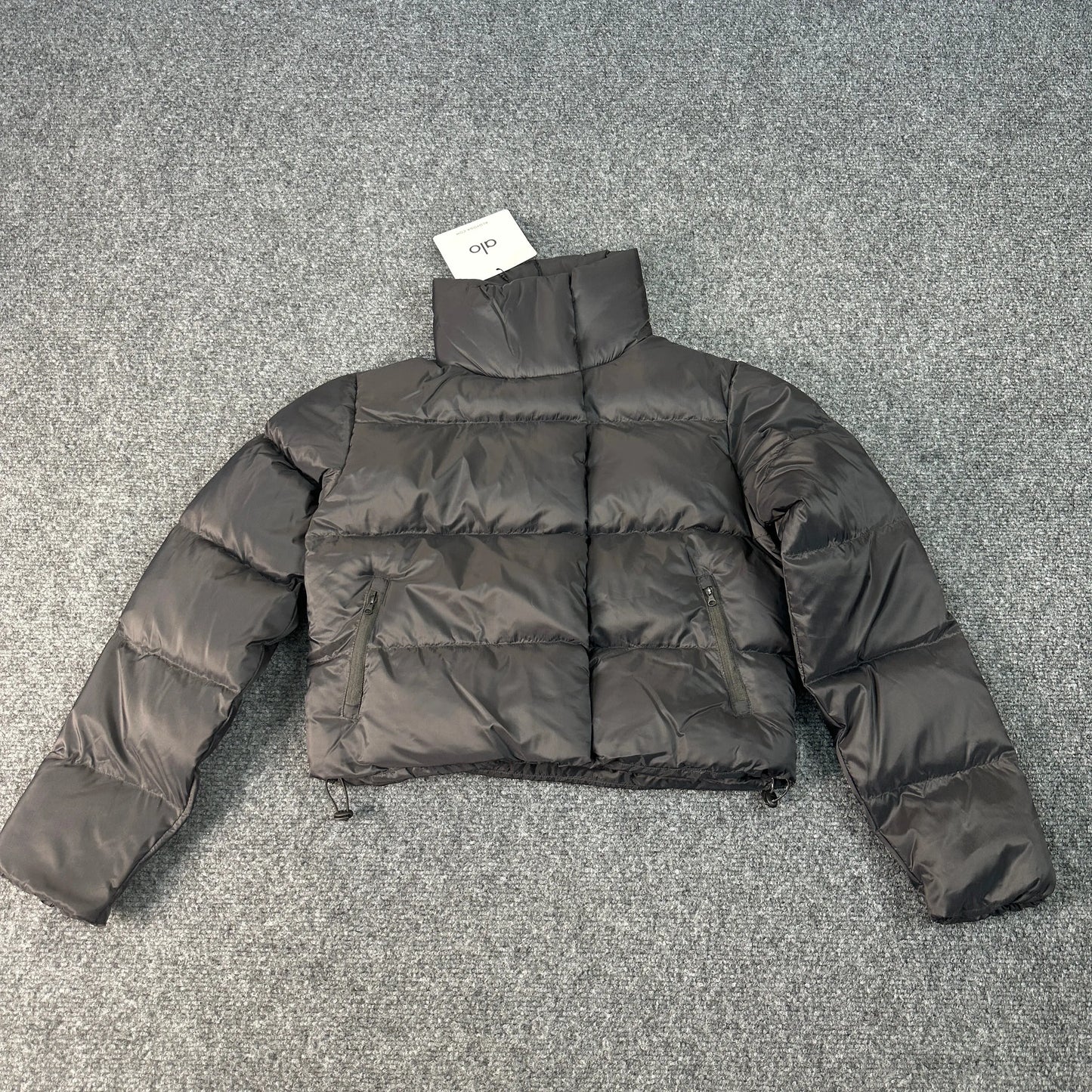 Alo Puffer Crop Jacket - SECOND SOURCE