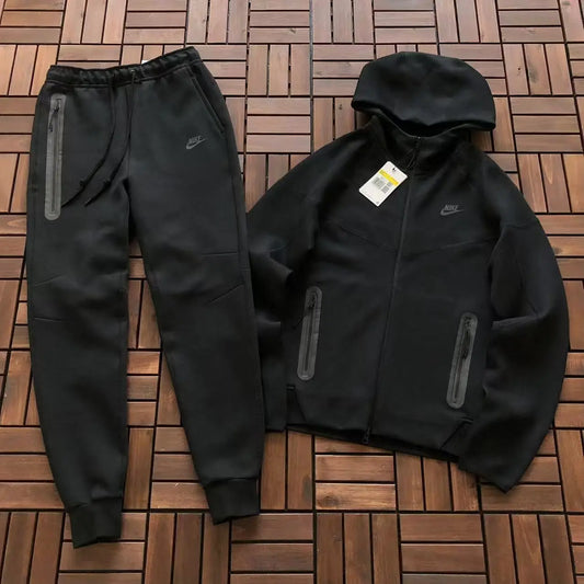 Nike Tech Fleece Black 2023 - SECOND SOURCE