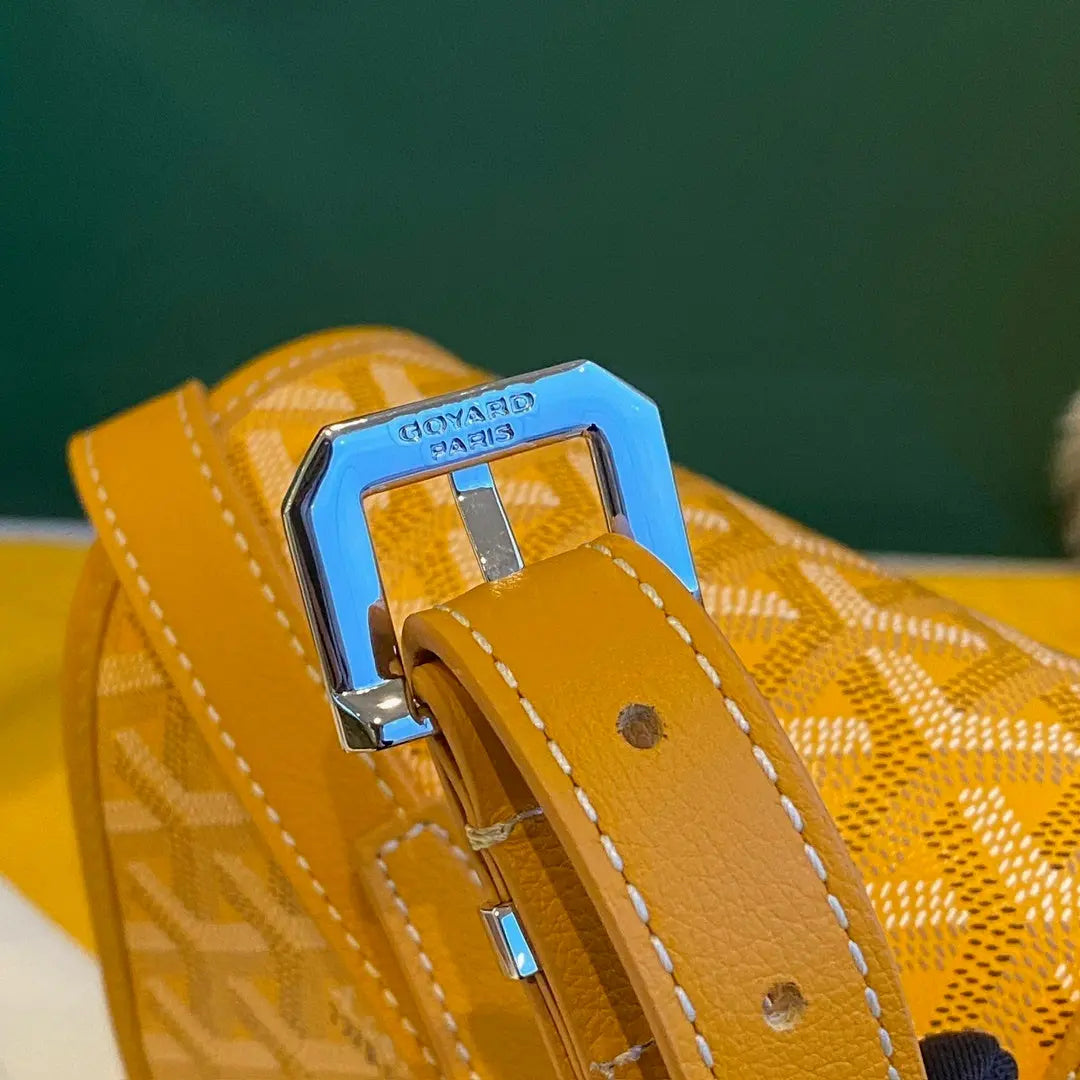 Goyard Messenger Bag - SECOND SOURCE